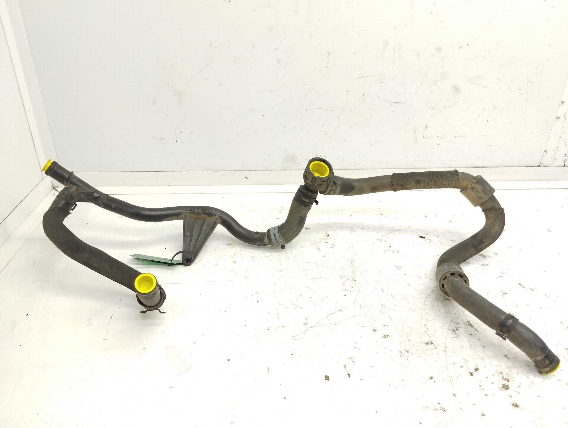 Recambio de tubos de agua para volkswagen golf vii lim. 2.0 tsi referencia OEM IAM 5Q0121070BR  