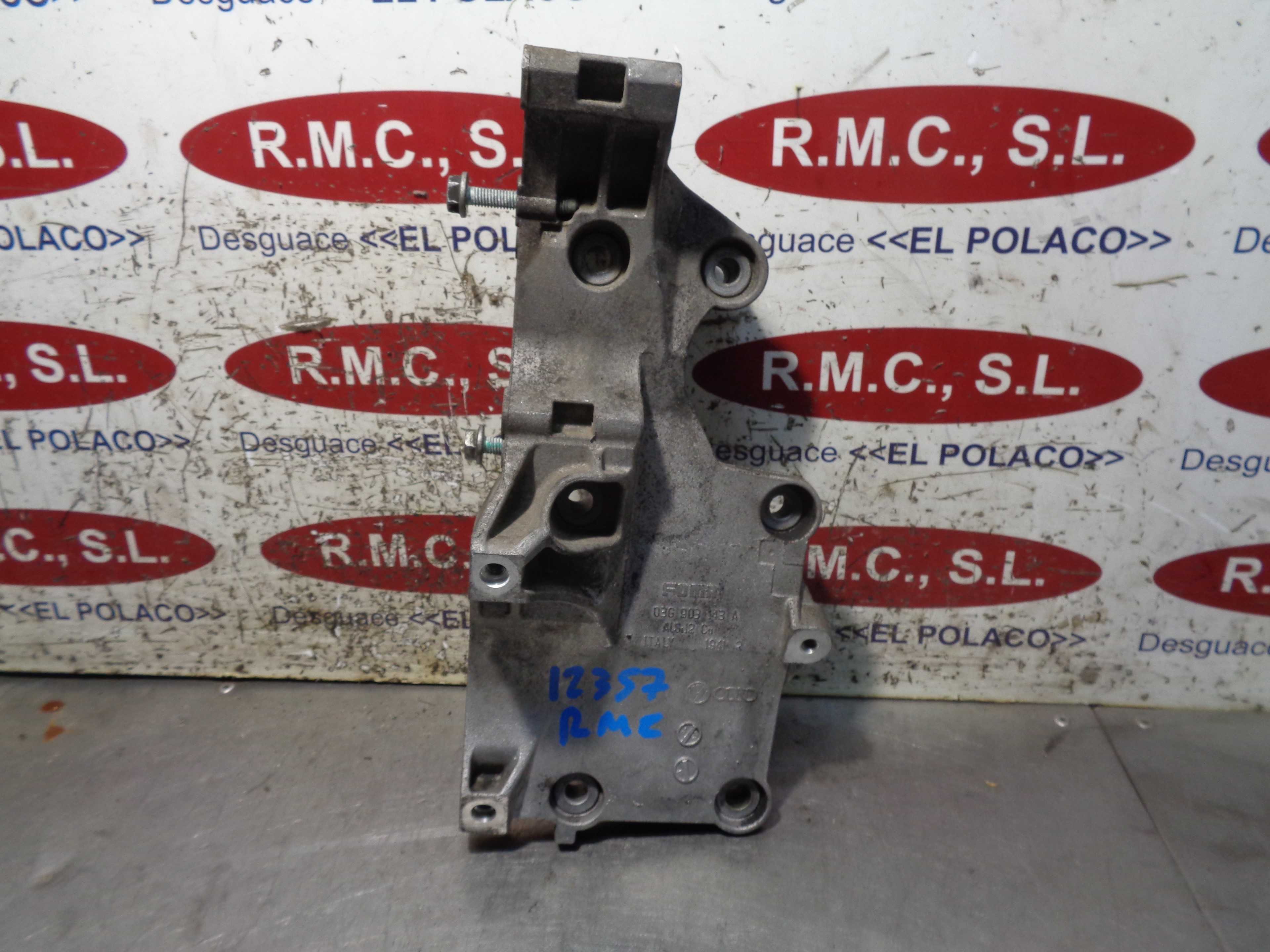 Recambio de soporte alternador para volkswagen touran (1t1) trendline referencia OEM IAM 03G903143  