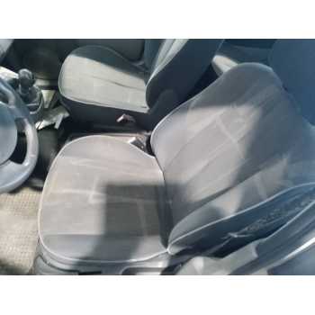 ASIENTO DELANTERO IZQUIERDO 