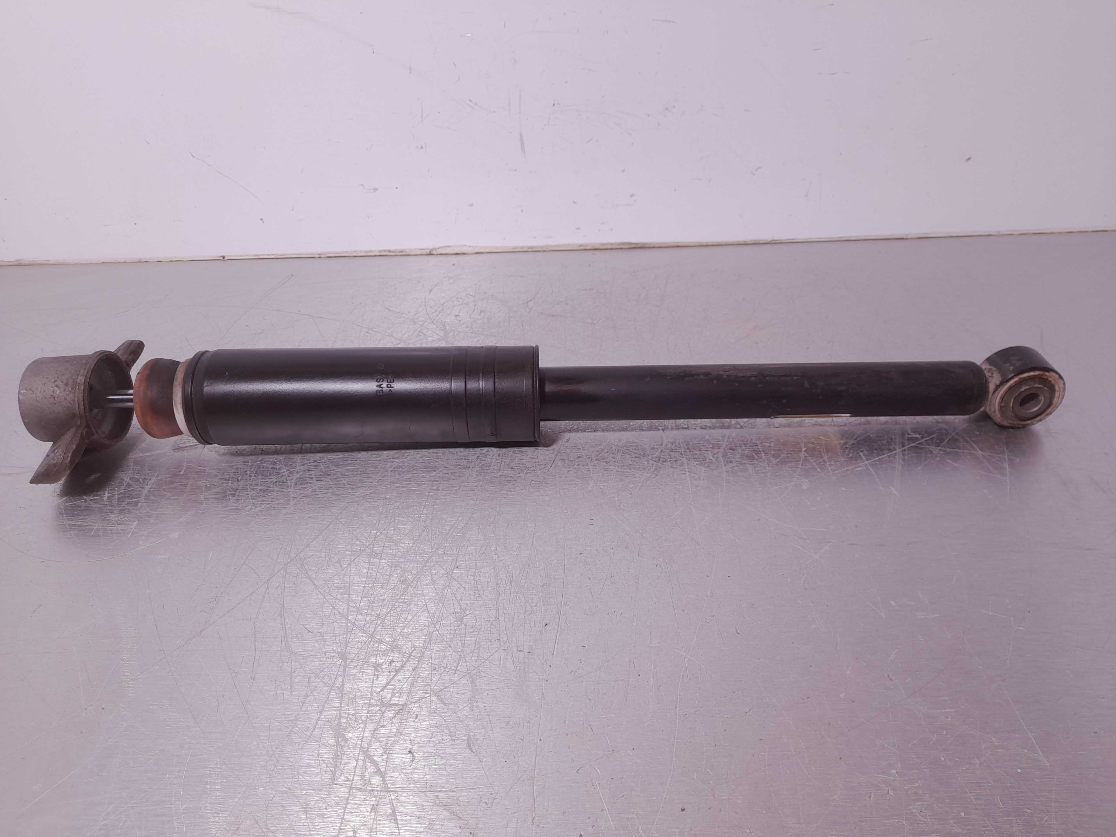 Recambio de amortiguador trasero izquierdo para chevrolet cruze station wagon lt+ referencia OEM IAM 13412143  