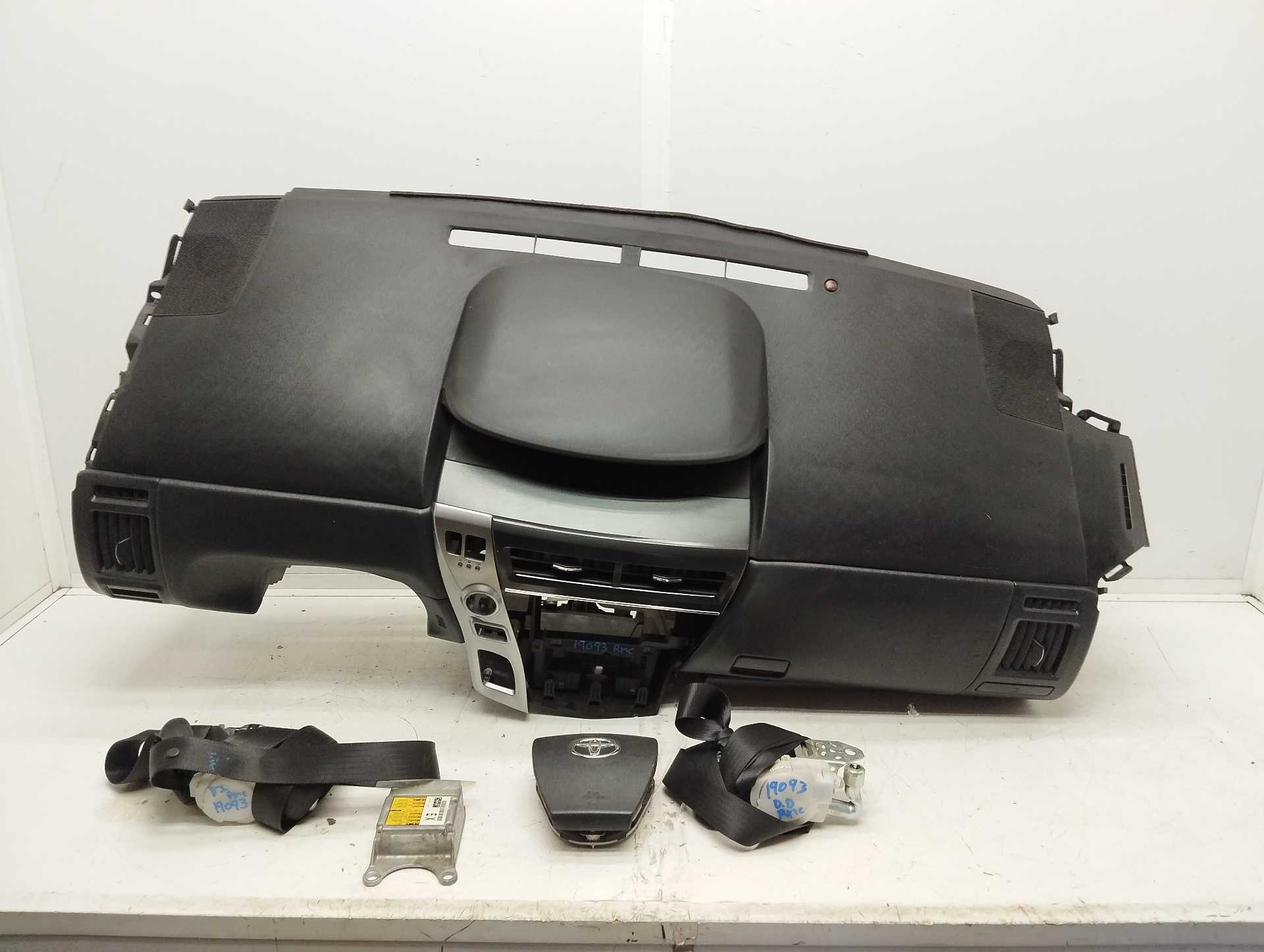 Recambio de kit airbag para toyota prius+ advance referencia OEM IAM   