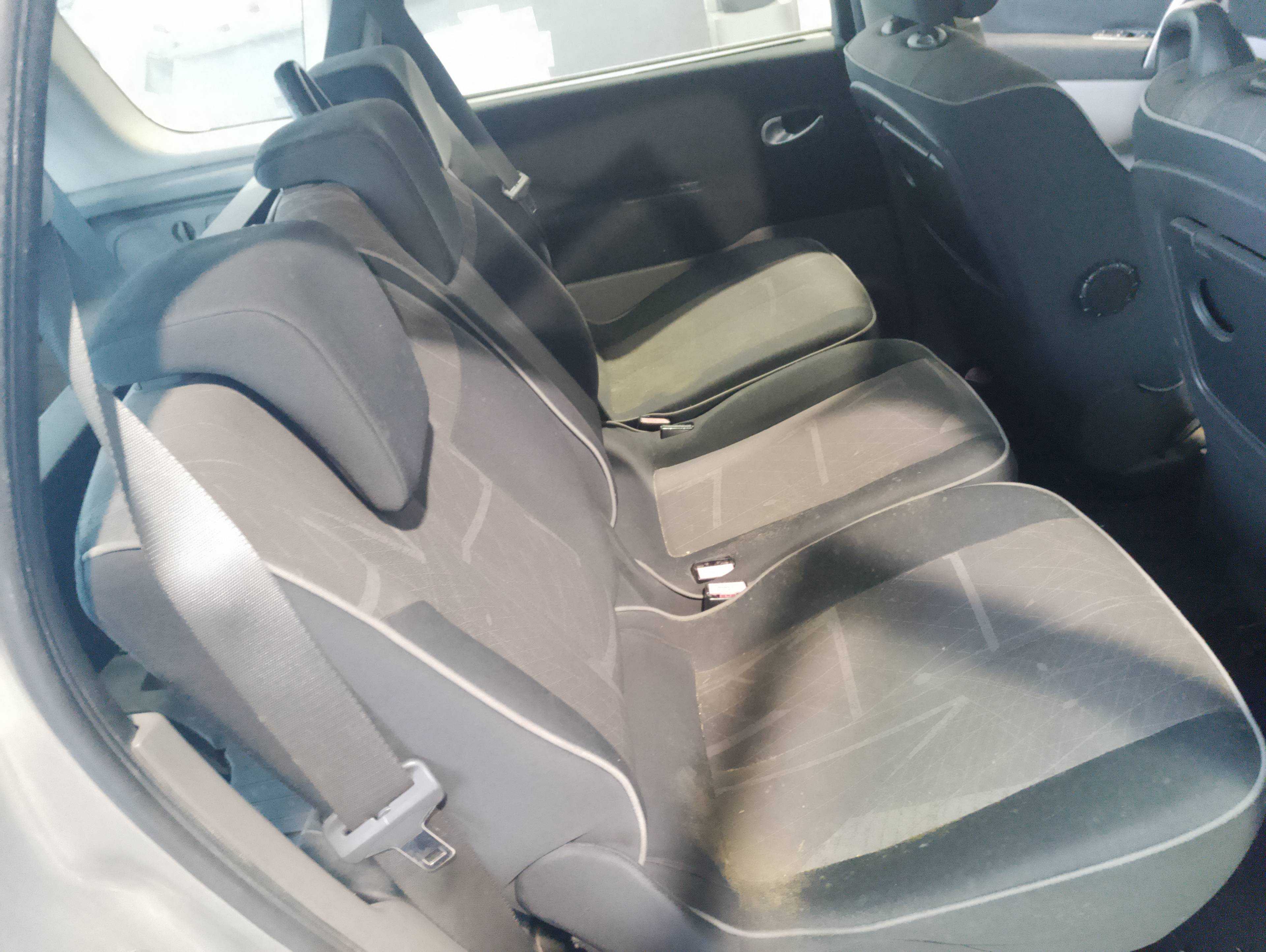 Recambio de asientos traseros para renault scenic ii confort authentique referencia OEM IAM   