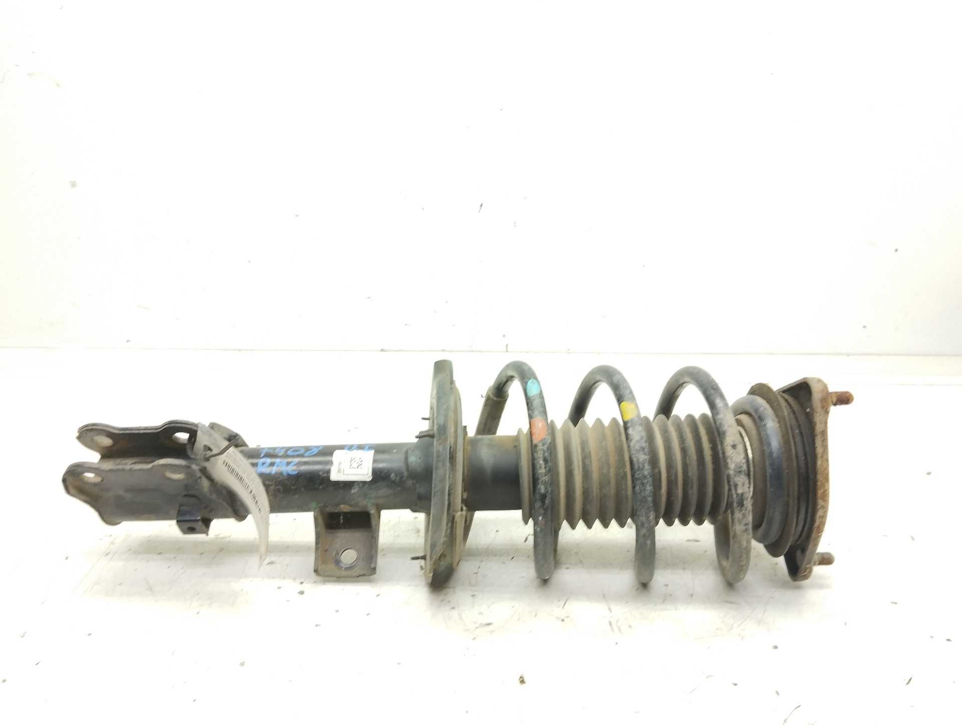 Recambio de amortiguador delantero izquierdo para hyundai i30 (gd) 1.4 crdi cat referencia OEM IAM 54650A6115  