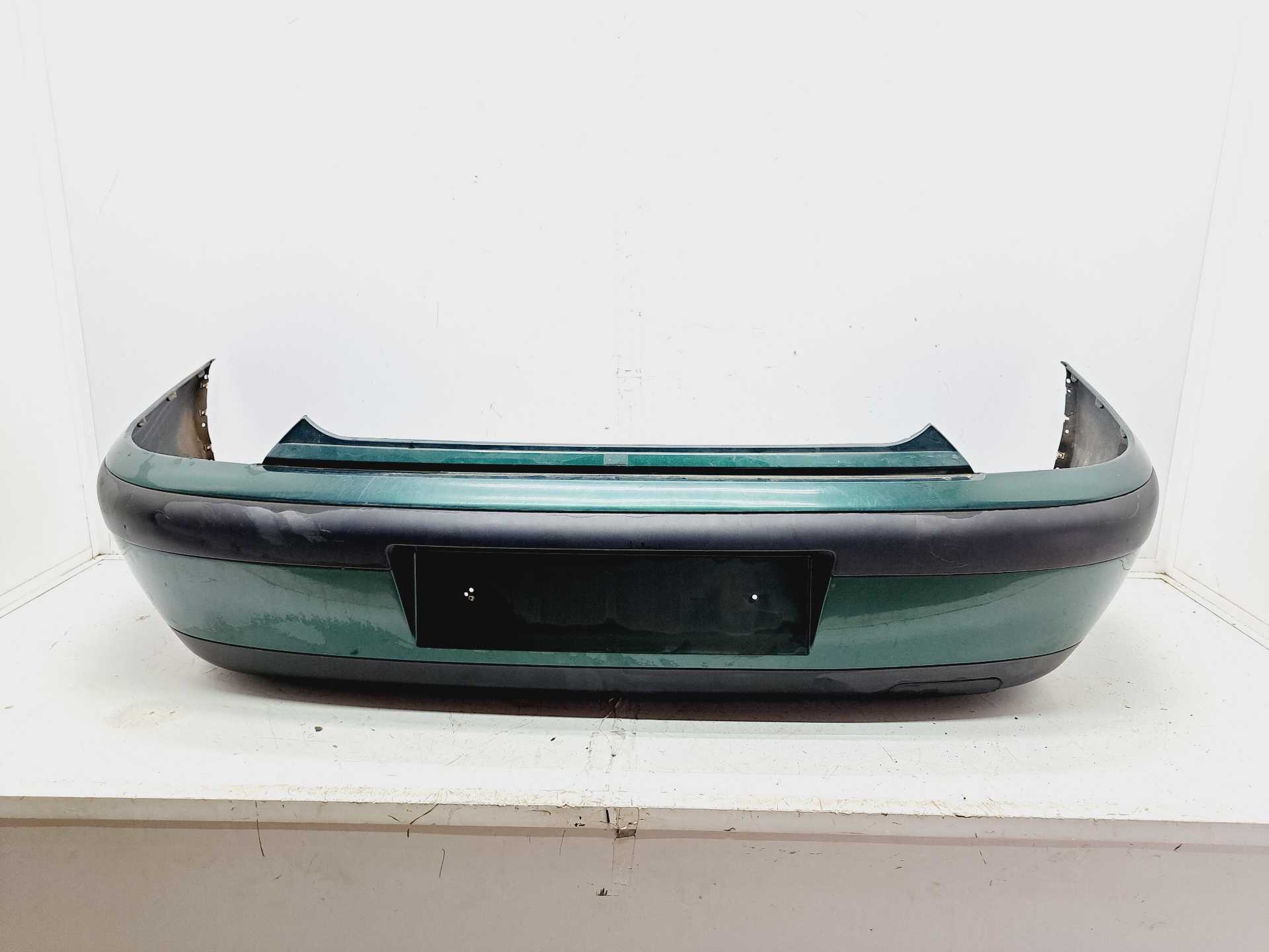 Recambio de paragolpes trasero para seat cordoba berlina (6k2) 1.4 referencia OEM IAM 6K5807421  