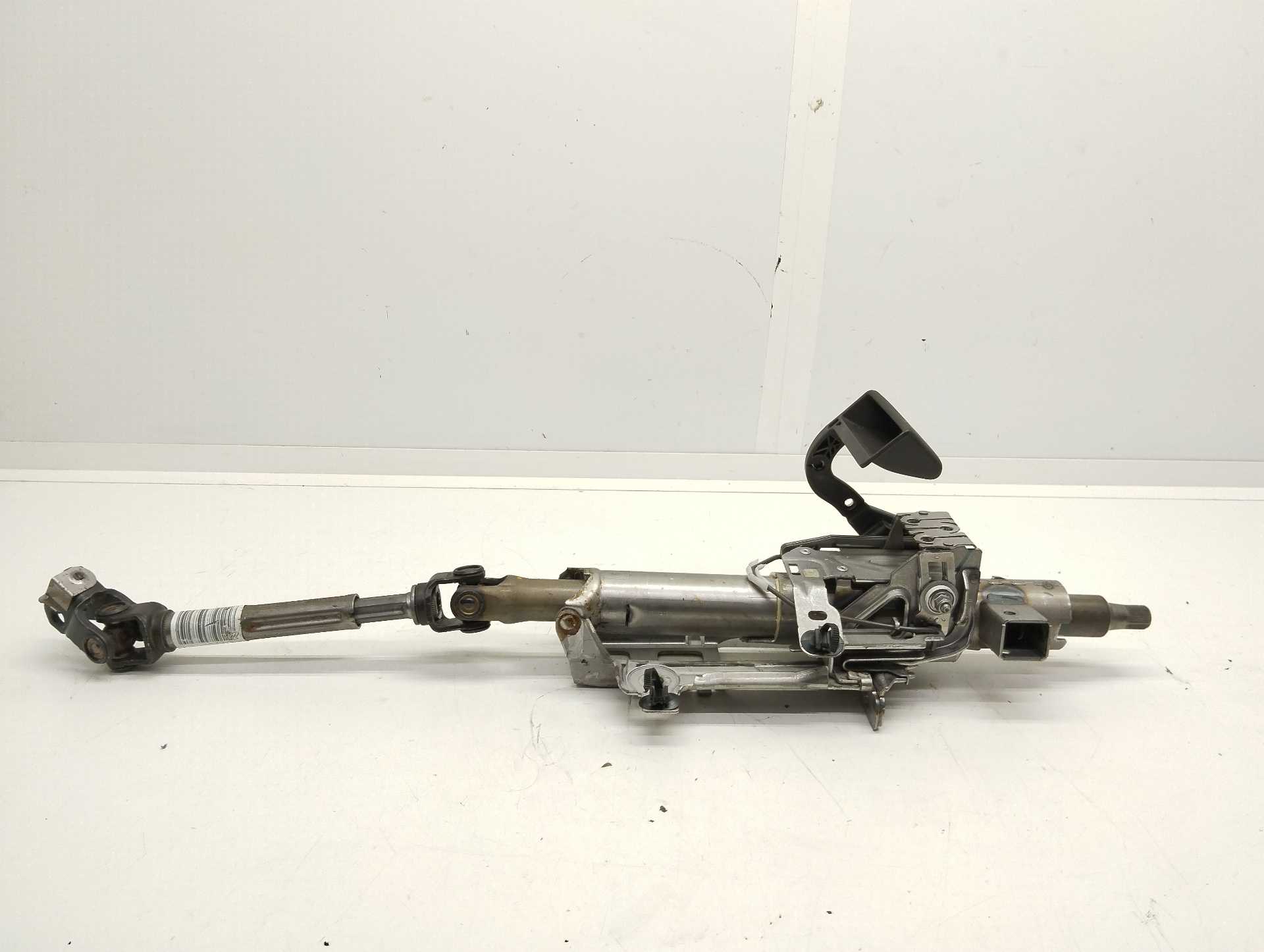 Recambio de columna direccion para opel corsa f edition referencia OEM IAM 9824737580  