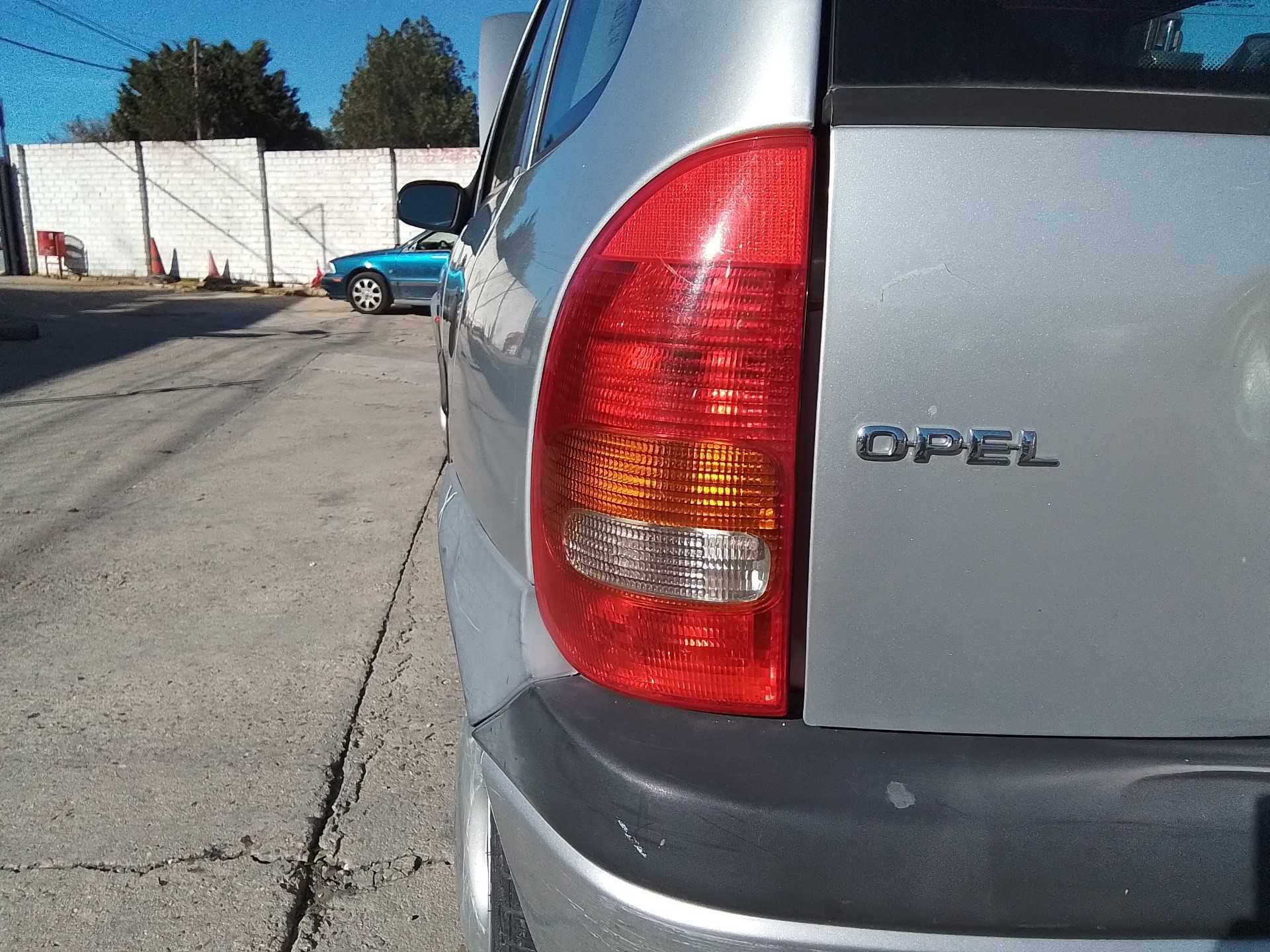 Recambio de piloto trasero izquierdo para opel corsa b eco referencia OEM IAM   