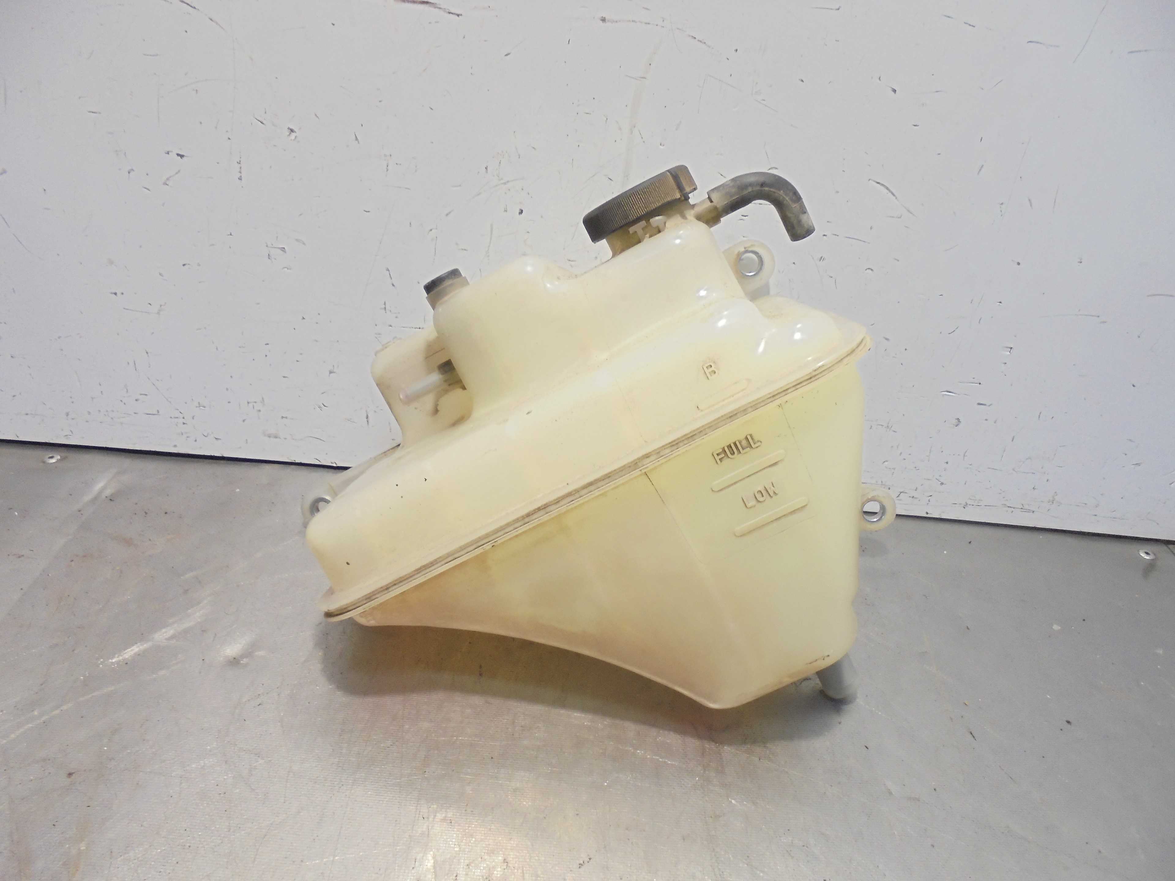 Recambio de deposito expansion para toyota land cruiser (j12) 3.0 turbodiesel referencia OEM IAM   