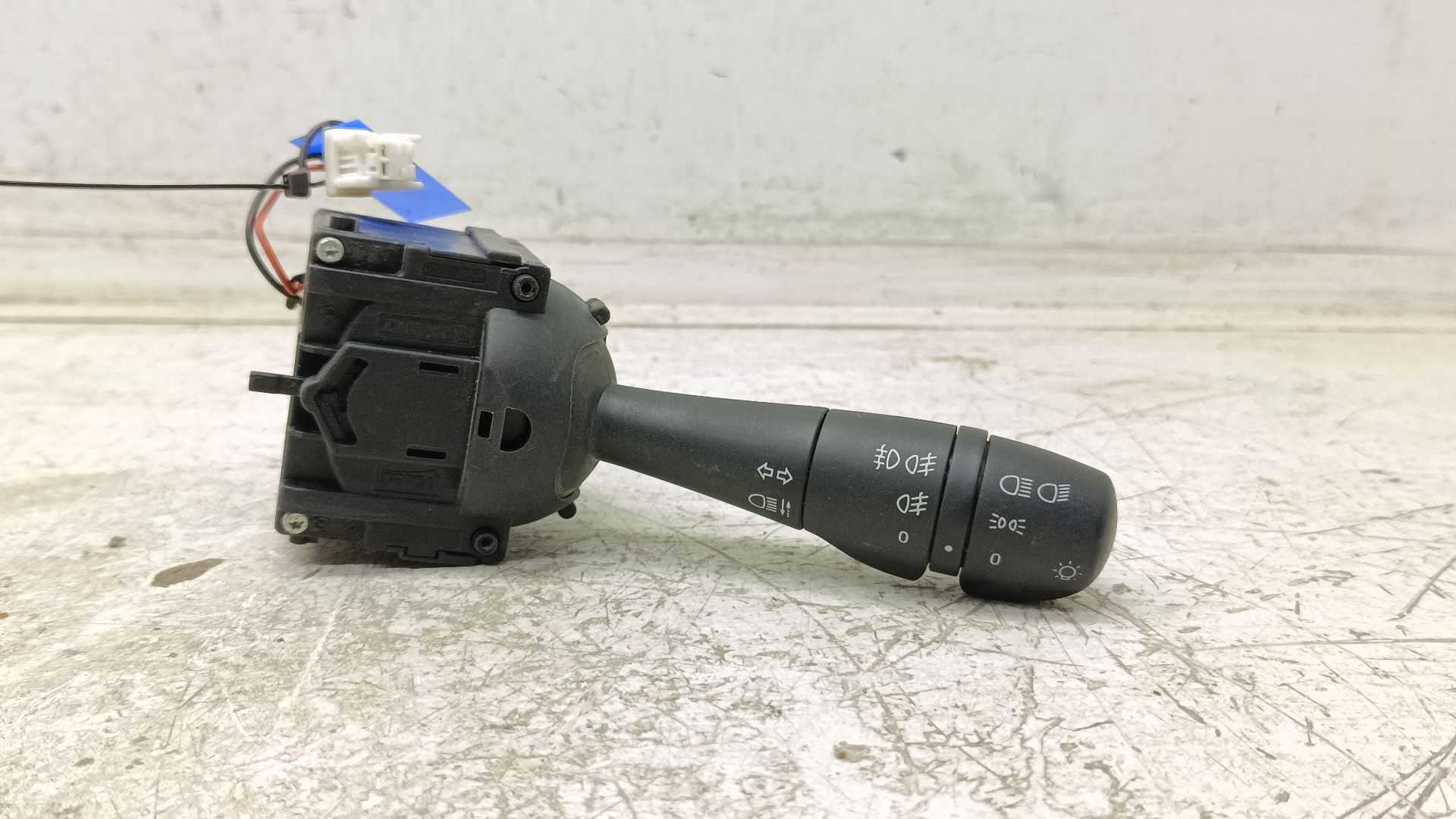Recambio de mando luces para dacia dokker monospace (ke_) 1.5 blue dci 95 (kejl) referencia OEM IAM 255671453R  