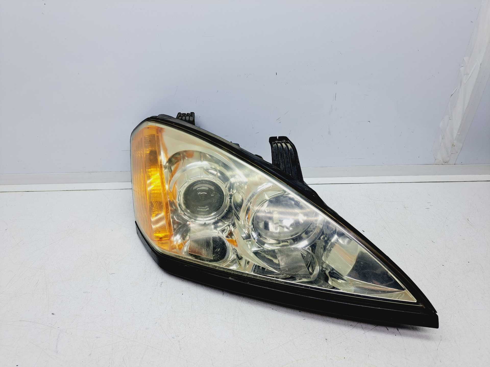 Recambio de faro derecho para ssangyong kyron 2.0 referencia OEM IAM   