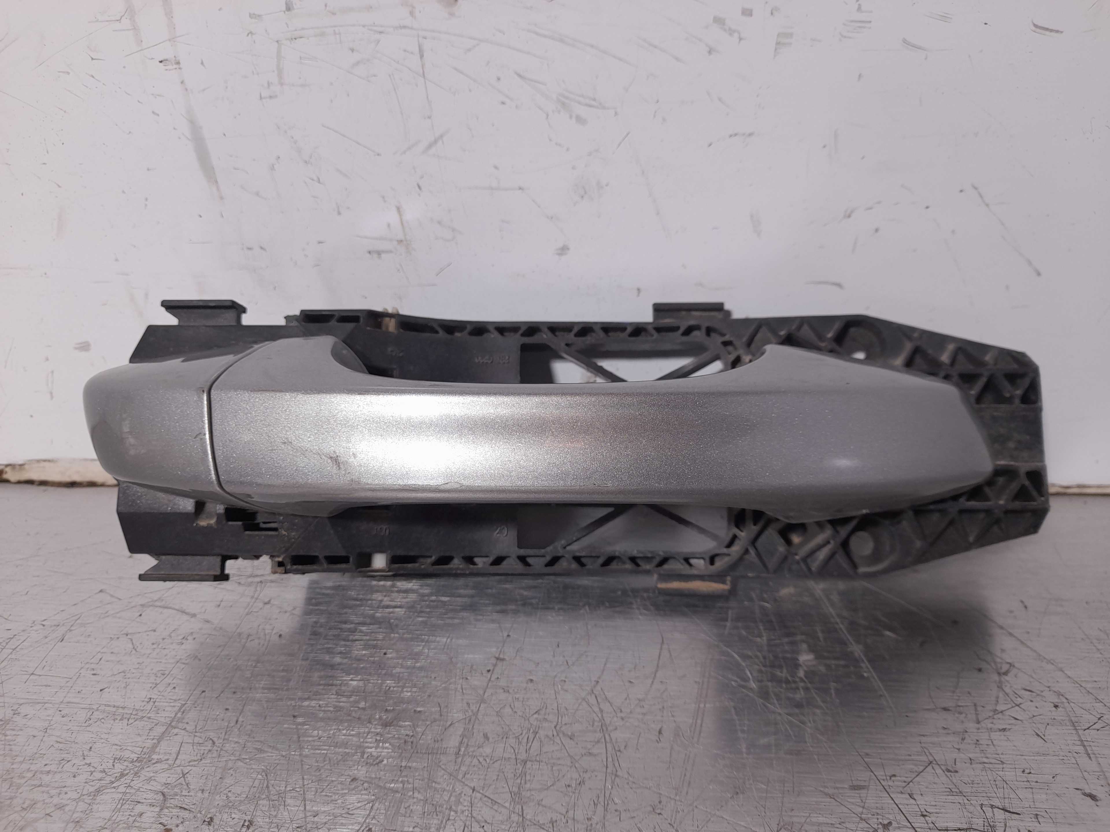 Recambio de maneta exterior trasera derecha para volkswagen golf vii lim. (5g1) advance bluemotion referencia OEM IAM   