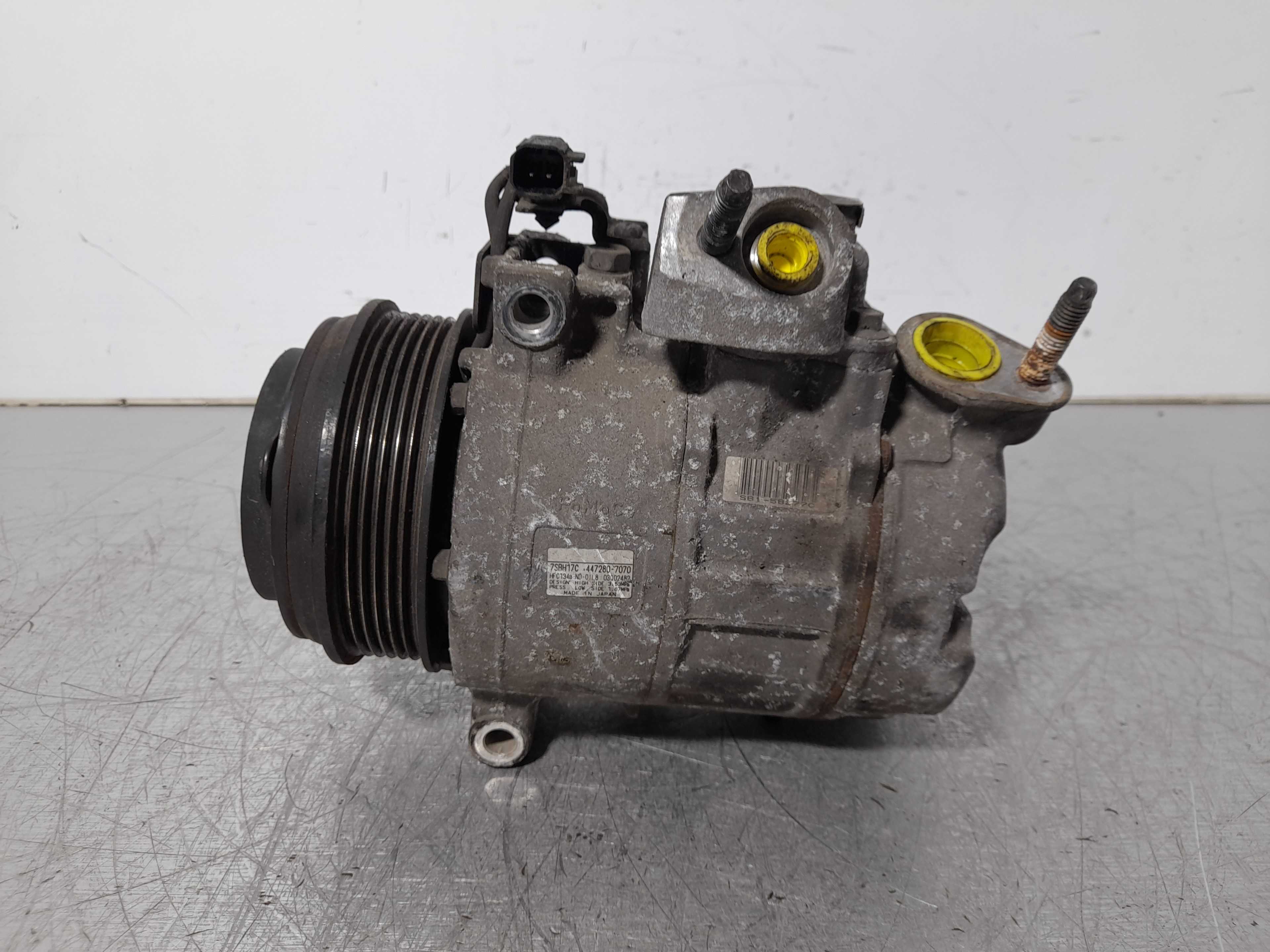 Recambio de compresor aire acondicionado para ford c-max titanium referencia OEM IAM 4472807070  