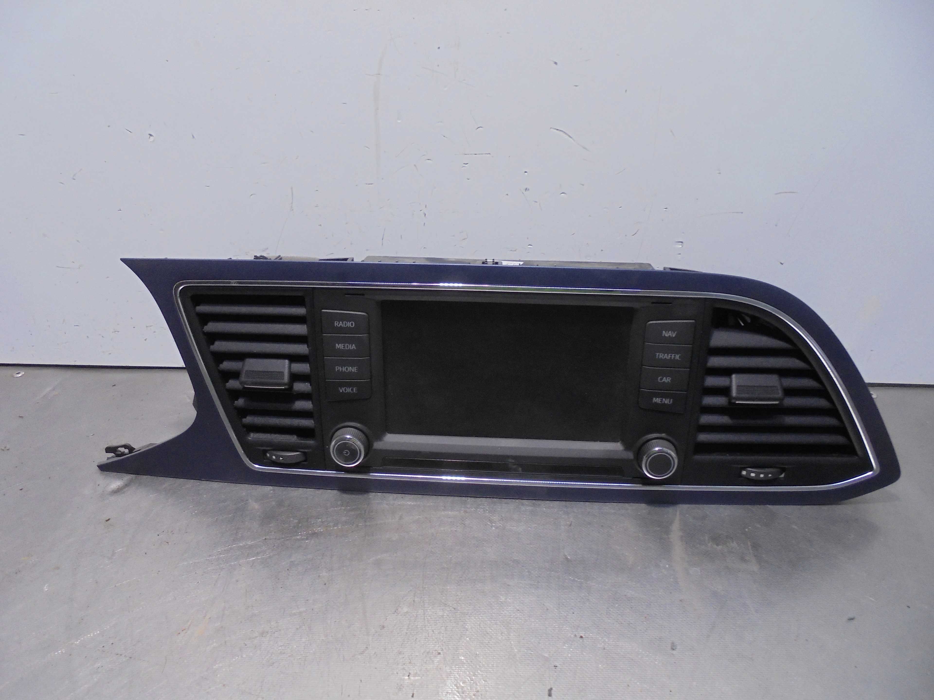 Recambio de pantalla multifuncion para seat leon (5f1) 1.2 tsi referencia OEM IAM 5F0919604A  
