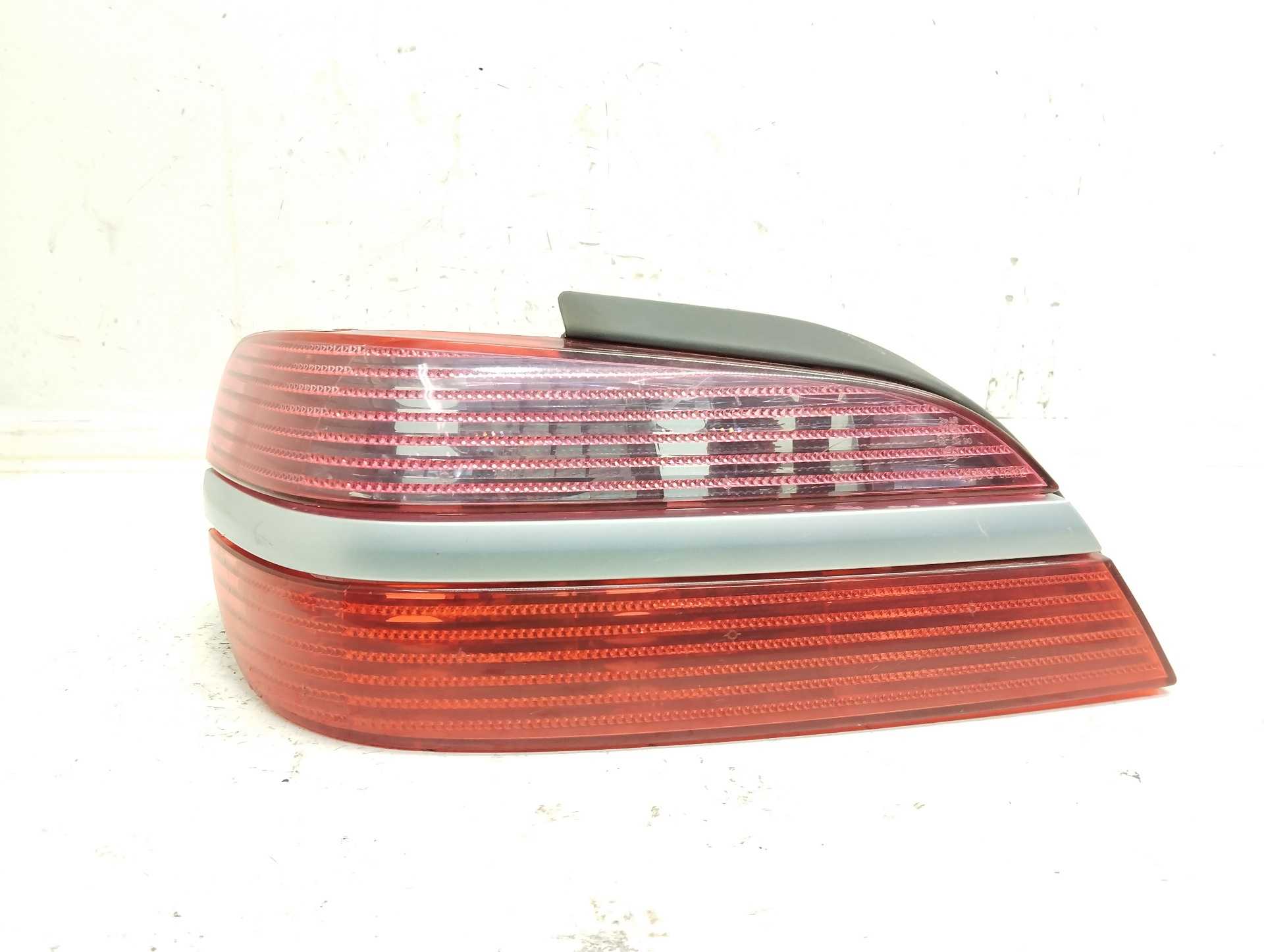 Recambio de piloto trasero izquierdo para peugeot 406 berlina (s1/s2) srdt pack referencia OEM IAM 23360112  