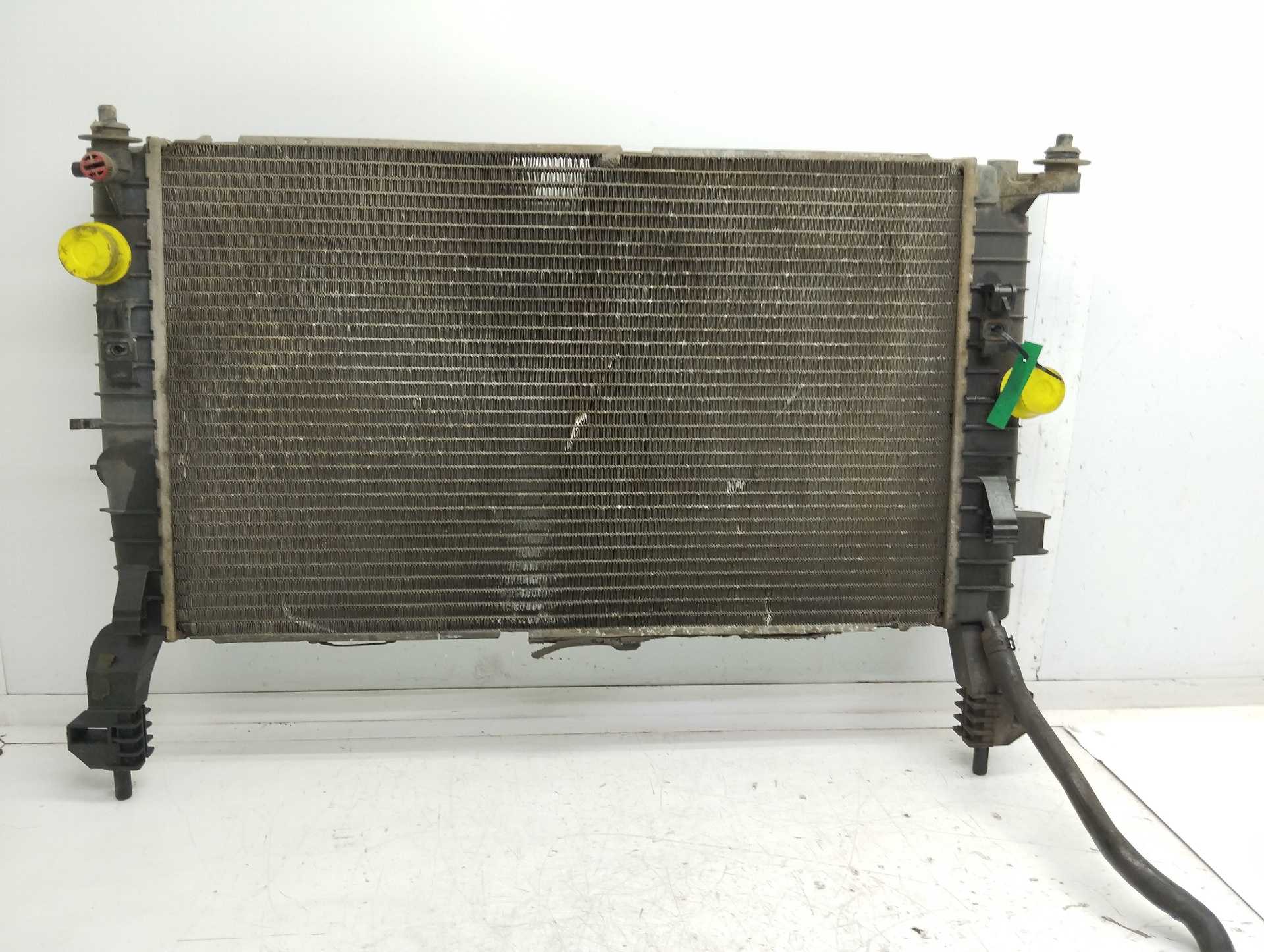 Recambio de radiador agua para opel meriva cosmo referencia OEM IAM   