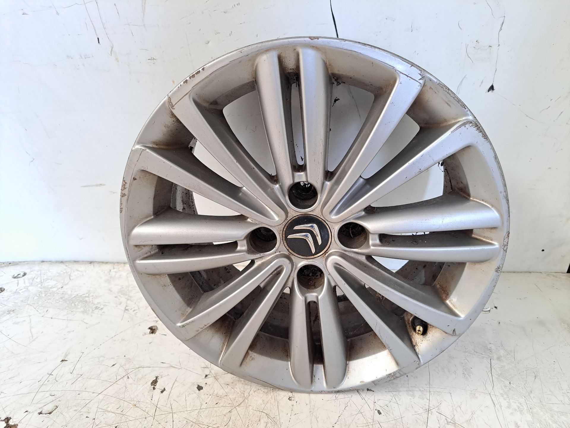 Recambio de llanta para citroën c4 lim. seduction referencia OEM IAM r16 9687802977 