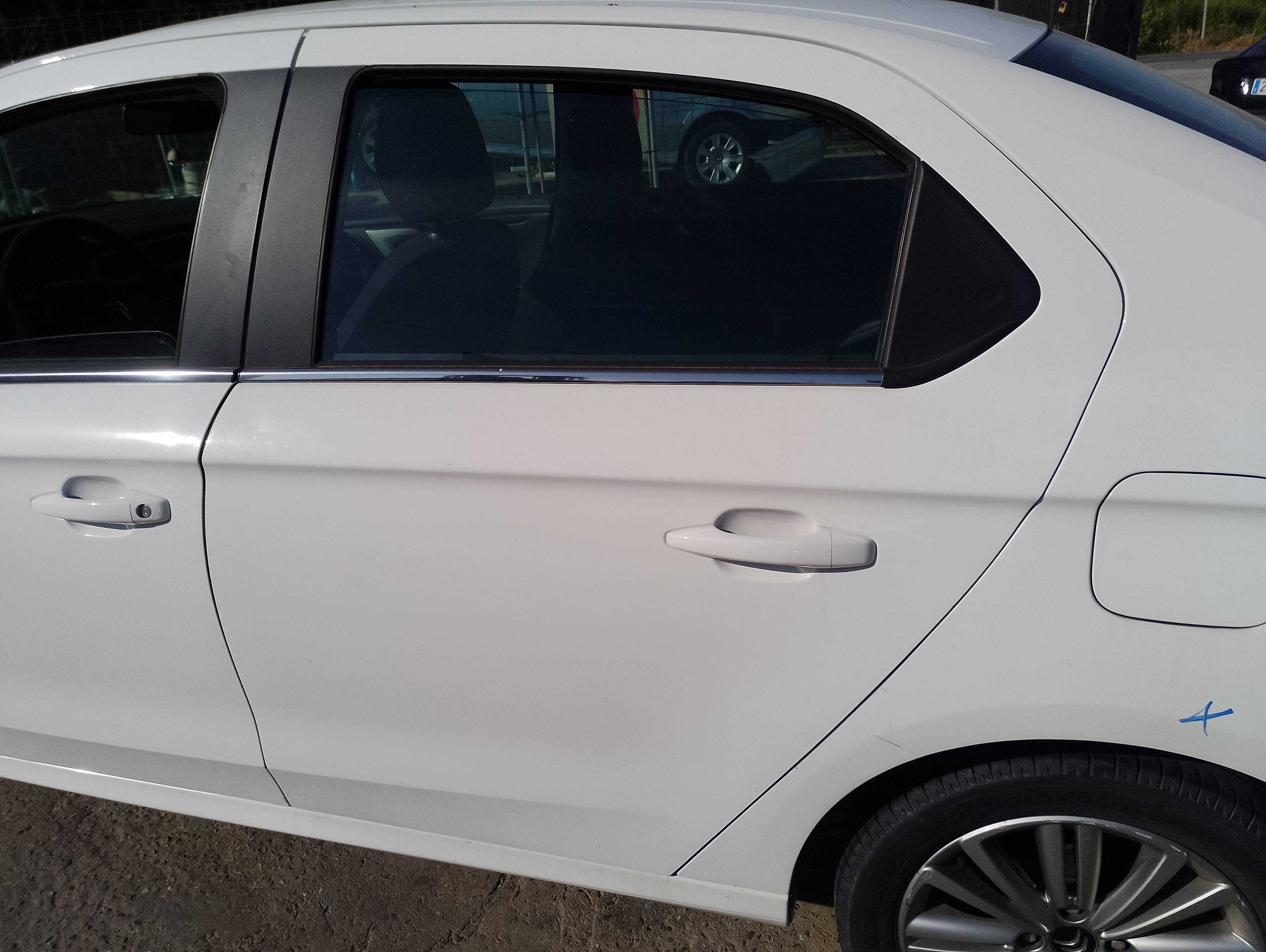Recambio de puerta trasera izquierda para citroën c-elysée exclusive referencia OEM IAM   