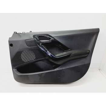 Recambio de guarnecido puerta delantera derecha para peugeot 208 1.2 12v e-vti referencia OEM IAM 491100112818 VISTEON 