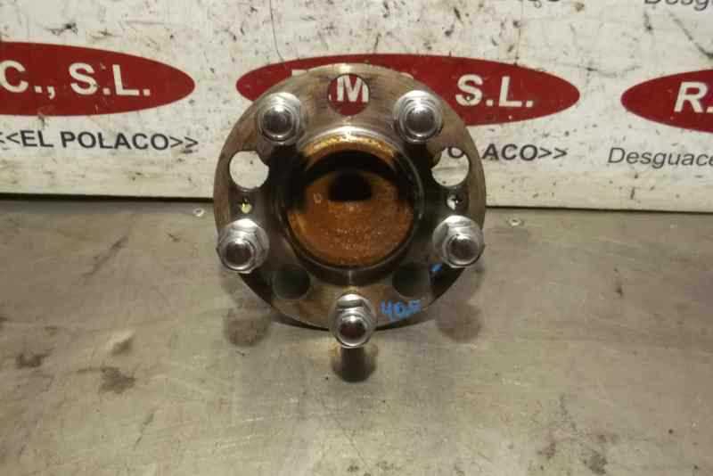 Recambio de buje trasero derecho para hyundai i30 (gd) 1.4 crdi cat referencia OEM IAM   