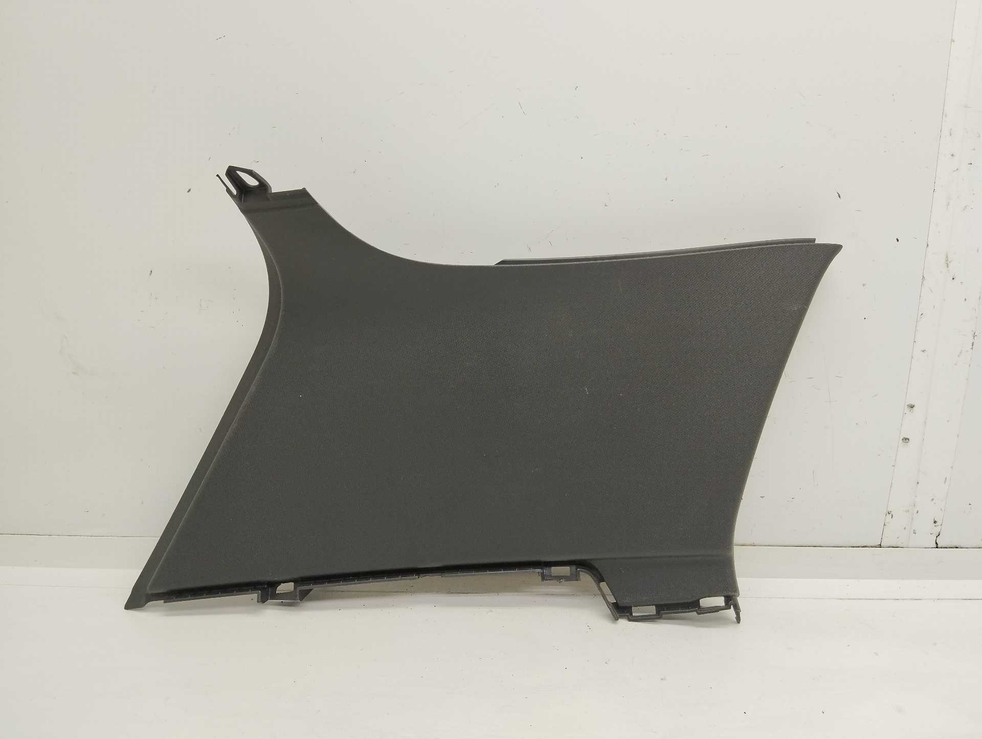 Recambio de moldura interior para volkswagen golf vii lim. 2.0 tsi referencia OEM IAM 5G4867287  