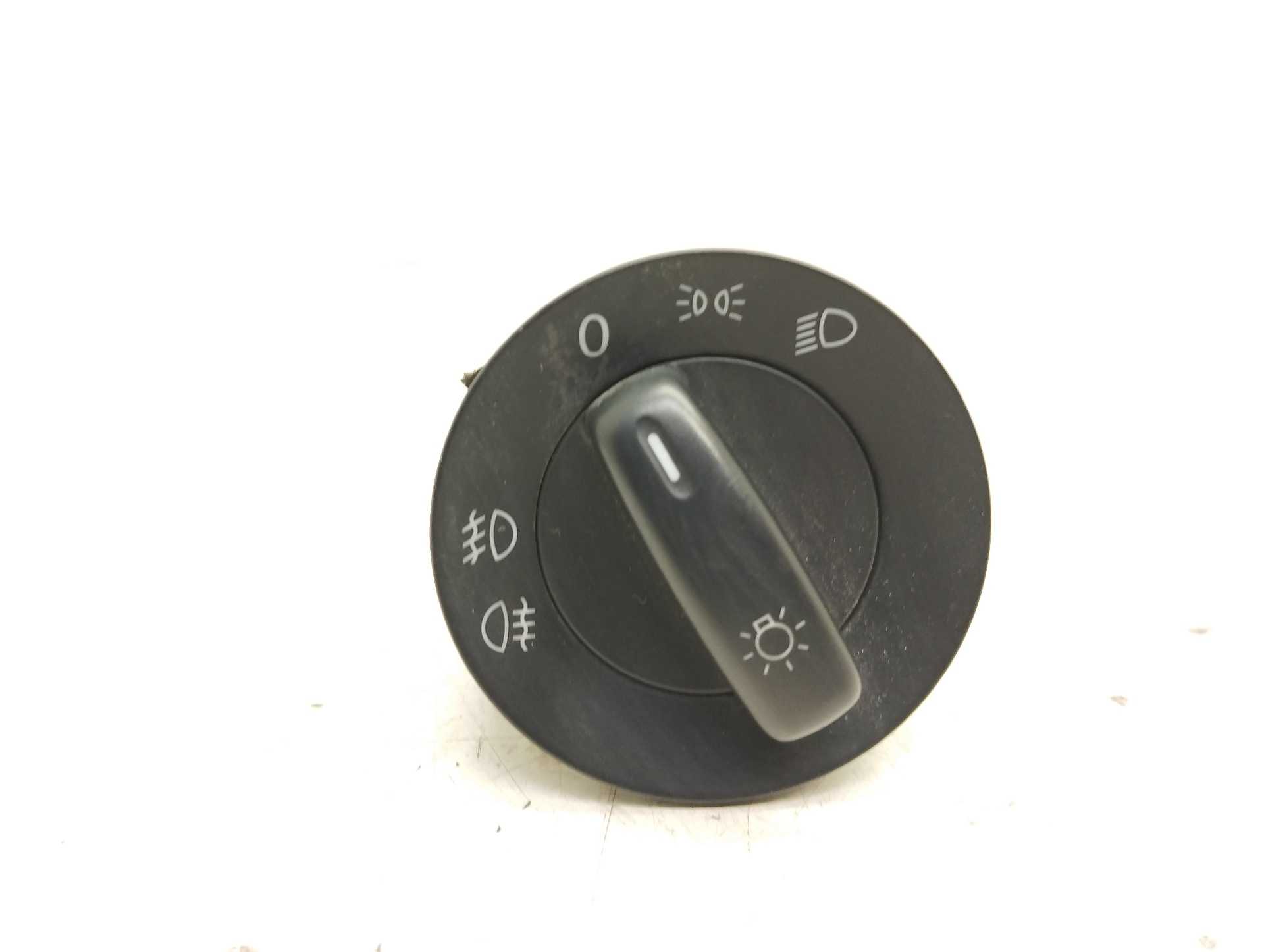 Recambio de mando luces para volkswagen jetta (1k2) advance referencia OEM IAM 1K0941431Q 04068503 