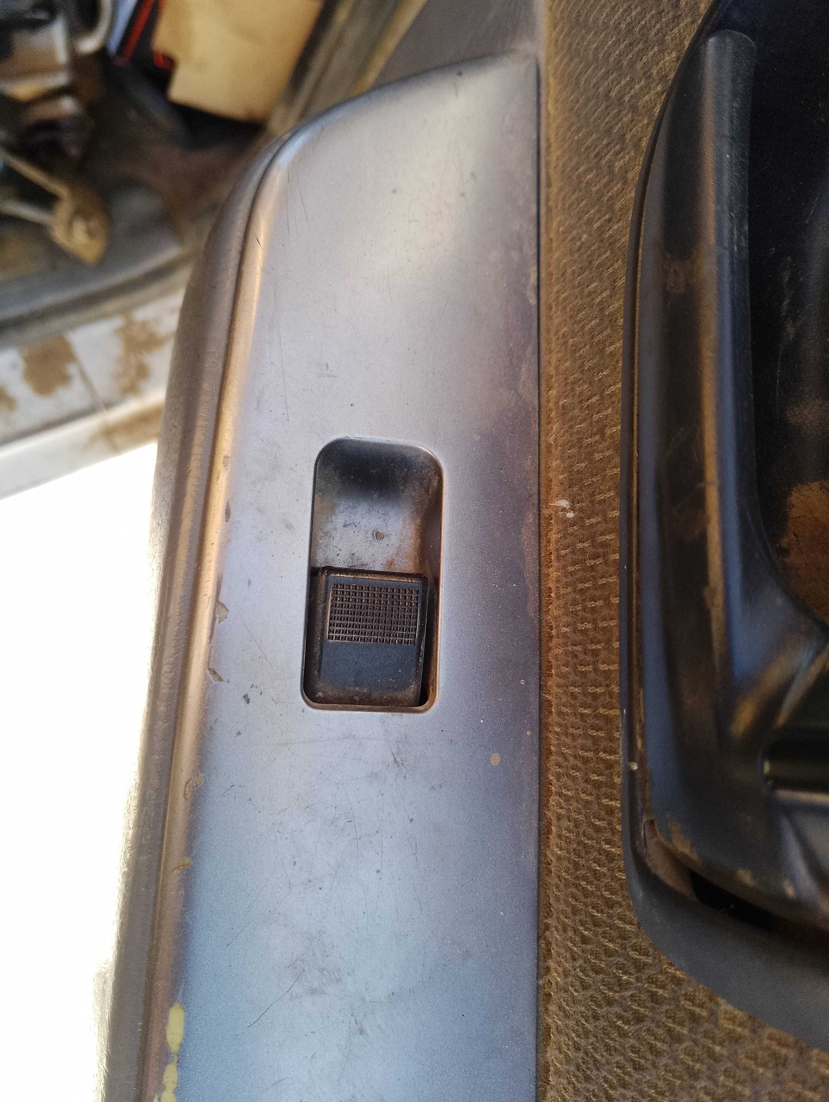 Recambio de mando elevalunas trasero derecho para ford ranger (et) cabina doble xlt limited 4x4 referencia OEM IAM   