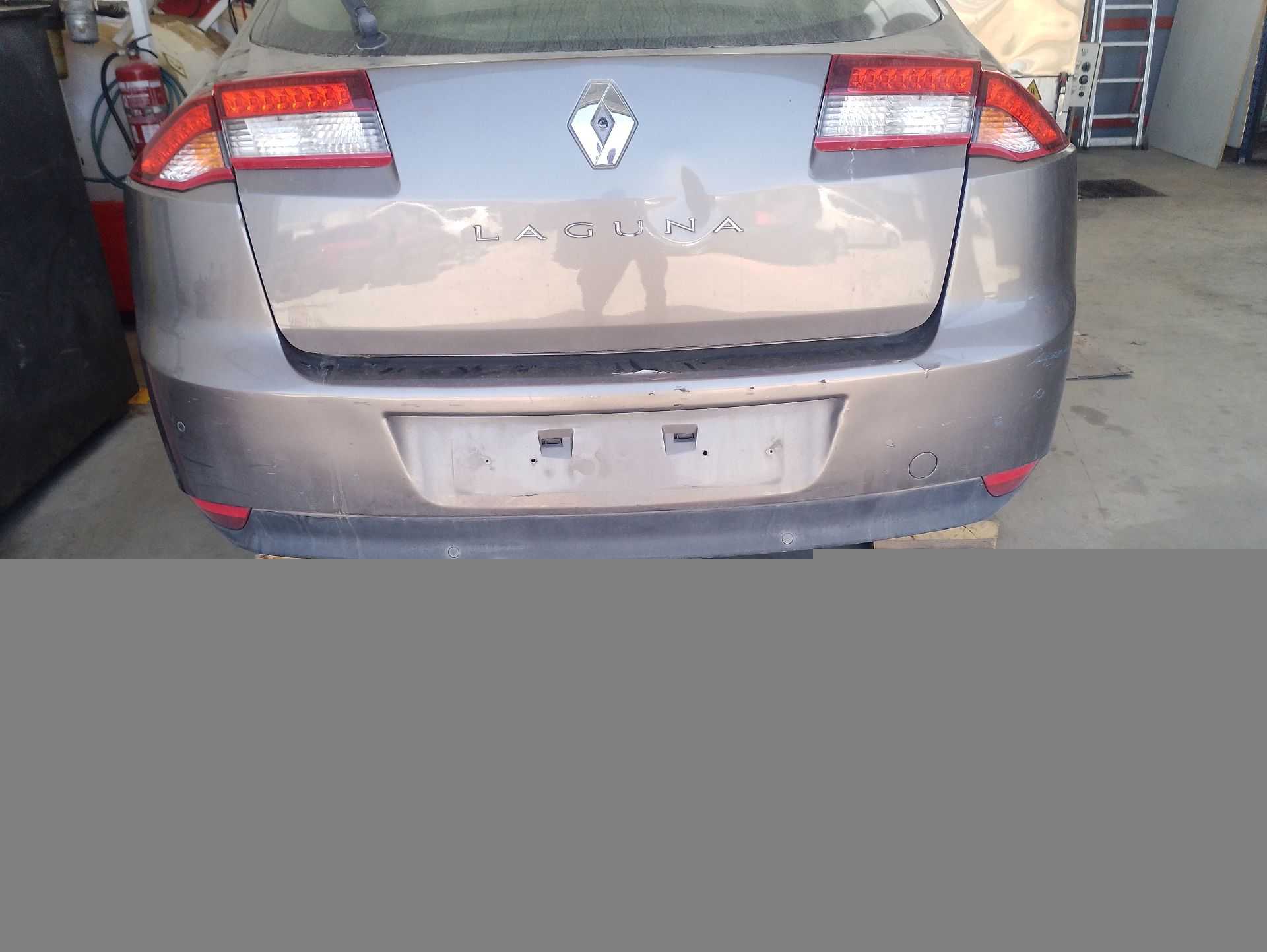 Recambio de paragolpes trasero para renault laguna iii (bt0/1) 1.5 dci (bt00, bt0a, bt0t, bt1j) referencia OEM IAM   