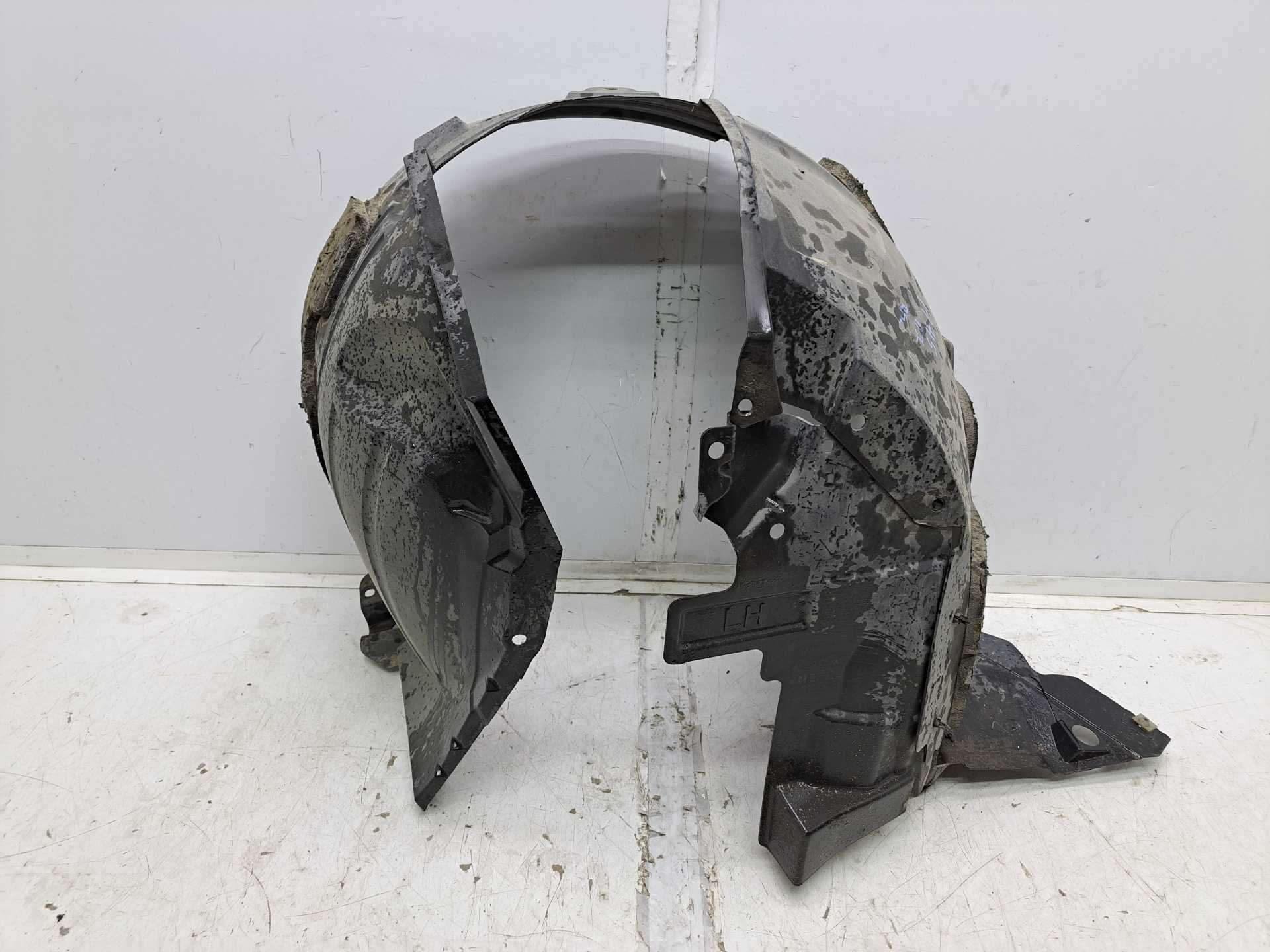 Recambio de paso rueda delantero izquierdo para nissan qashqai (j10) acenta referencia OEM IAM 64839JD00A  
