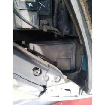 CAJA RELES / FUSIBLES 