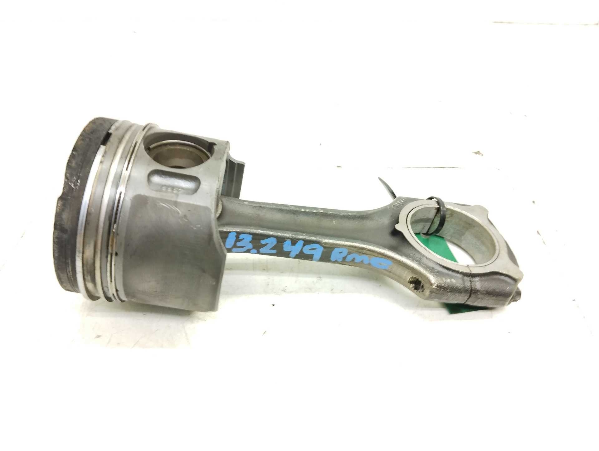 Recambio de piston para mercedes-benz vito caja cerrada 6.03  2.1 diesel referencia OEM IAM R08857 A6110300617 