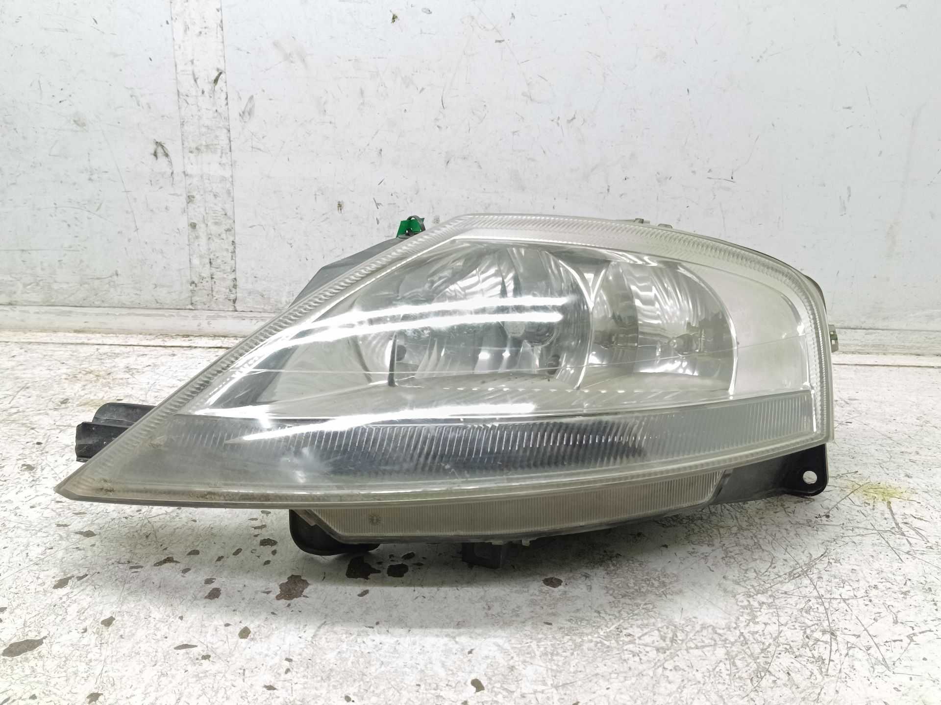 Recambio de faro izquierdo para citroën c3 1.4 hdi audace referencia OEM IAM 9680157580  