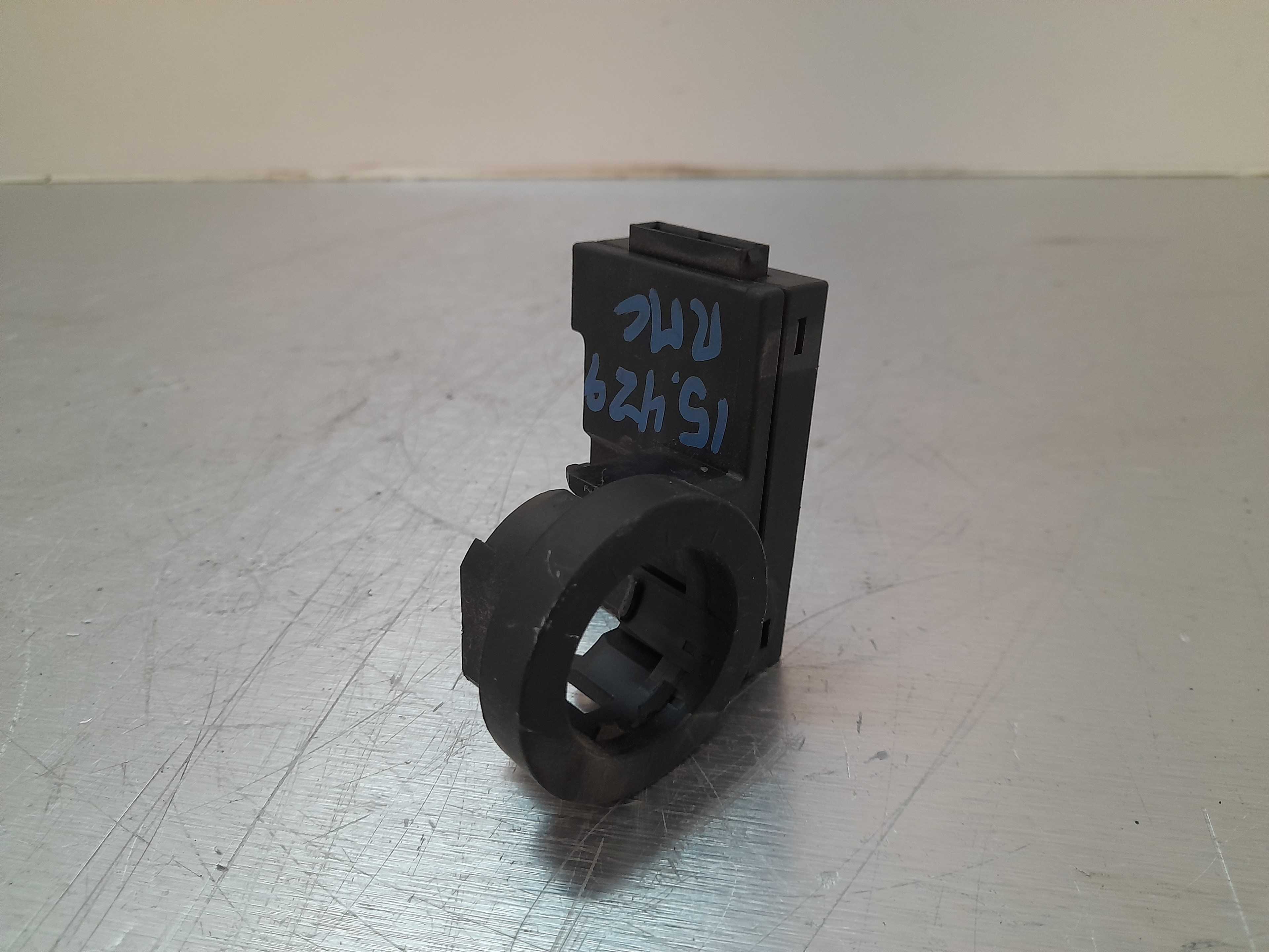 Recambio de centralita inmovilizador para opel corsa c blue line referencia OEM IAM 13144390  