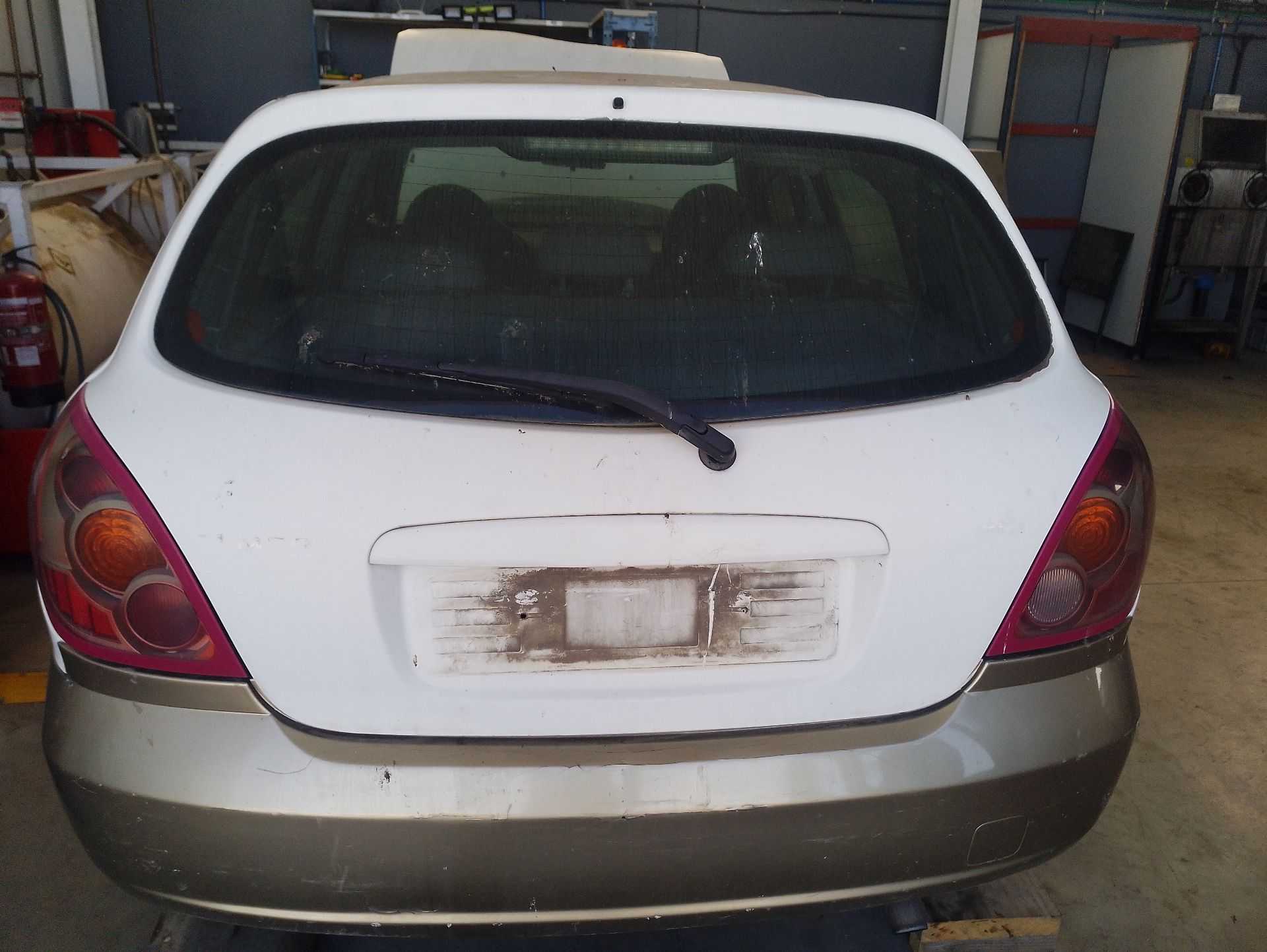 Recambio de porton trasero para nissan almera ii hatchback (n16) 1.5 dci referencia OEM IAM   