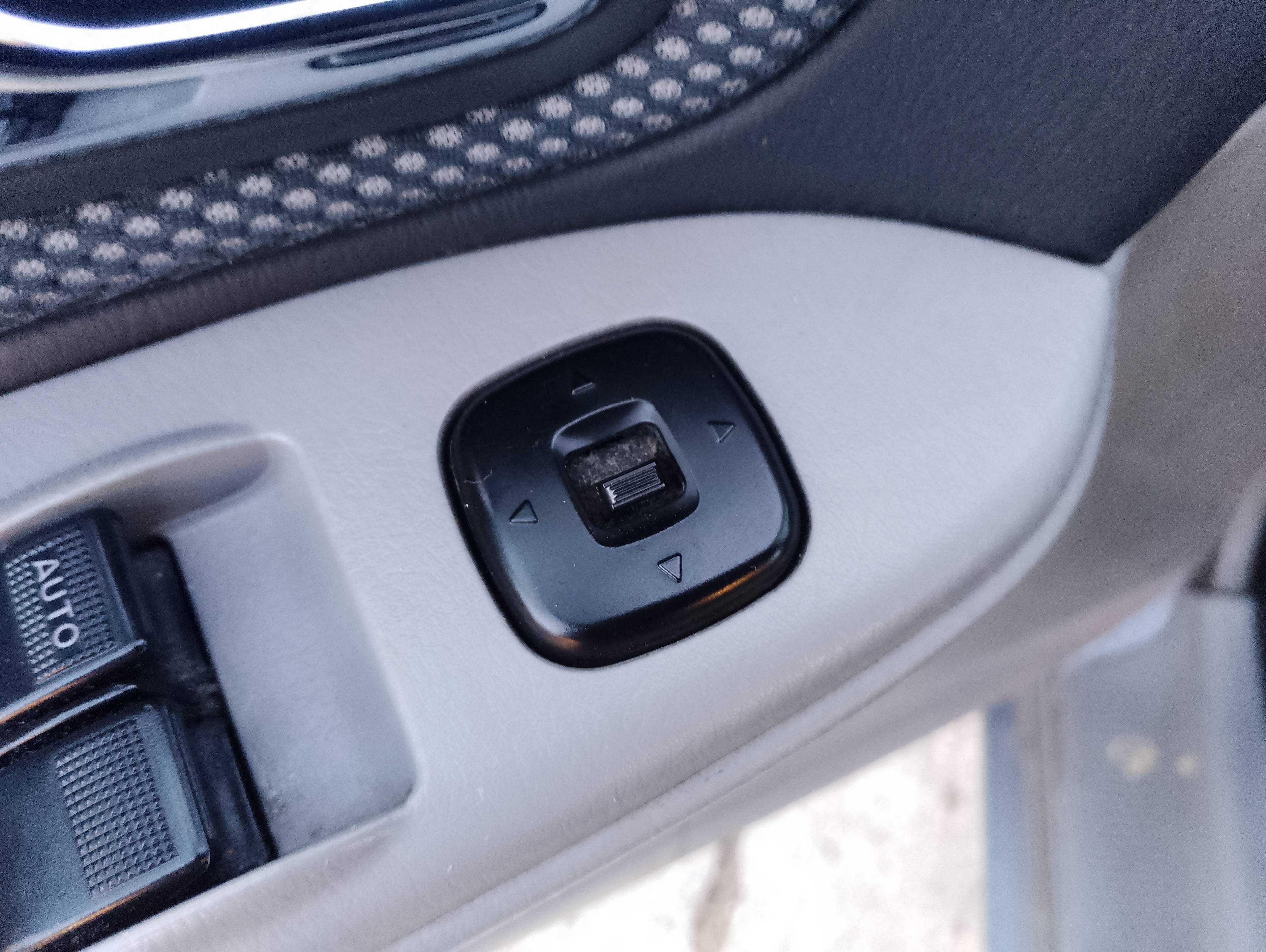 Recambio de mando limpia para mazda 323 berl. f/s (bj) 2.0 d s exclusive referencia OEM IAM   