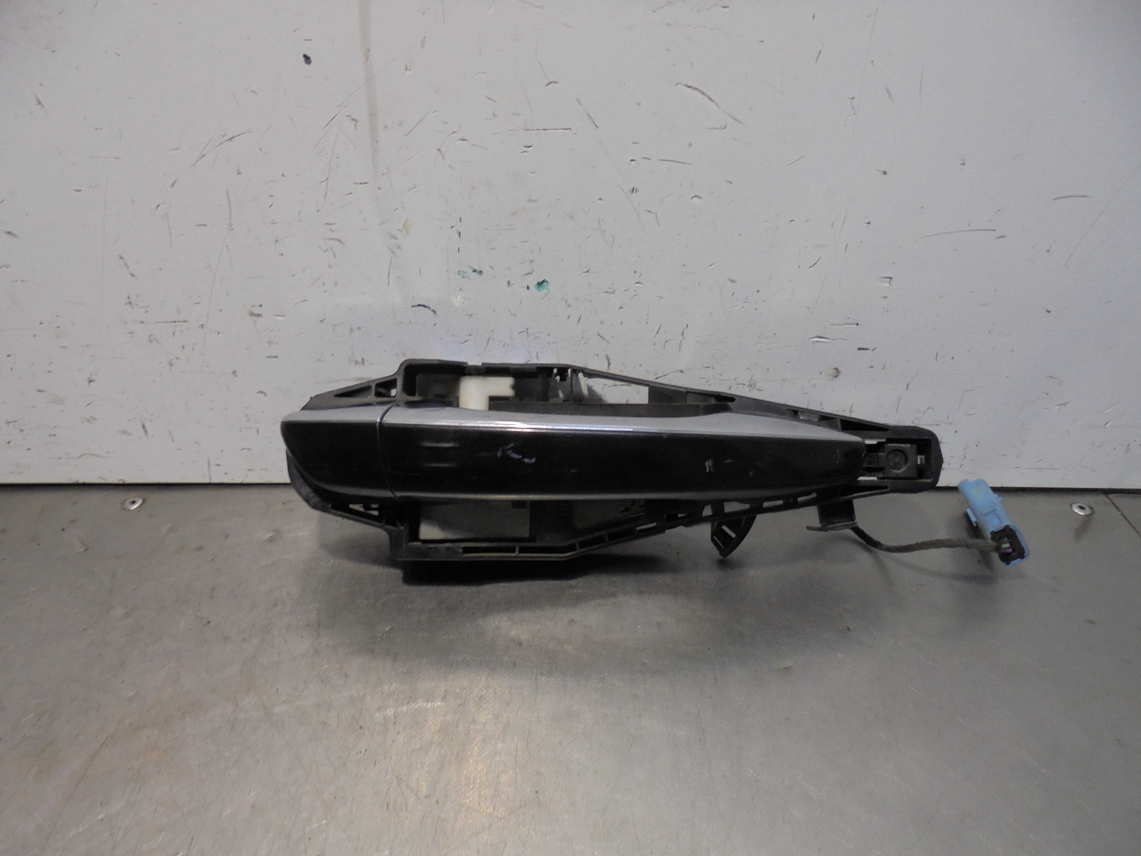 Recambio de maneta exterior delantera derecha para citroën c4 picasso exclusive referencia OEM IAM   
