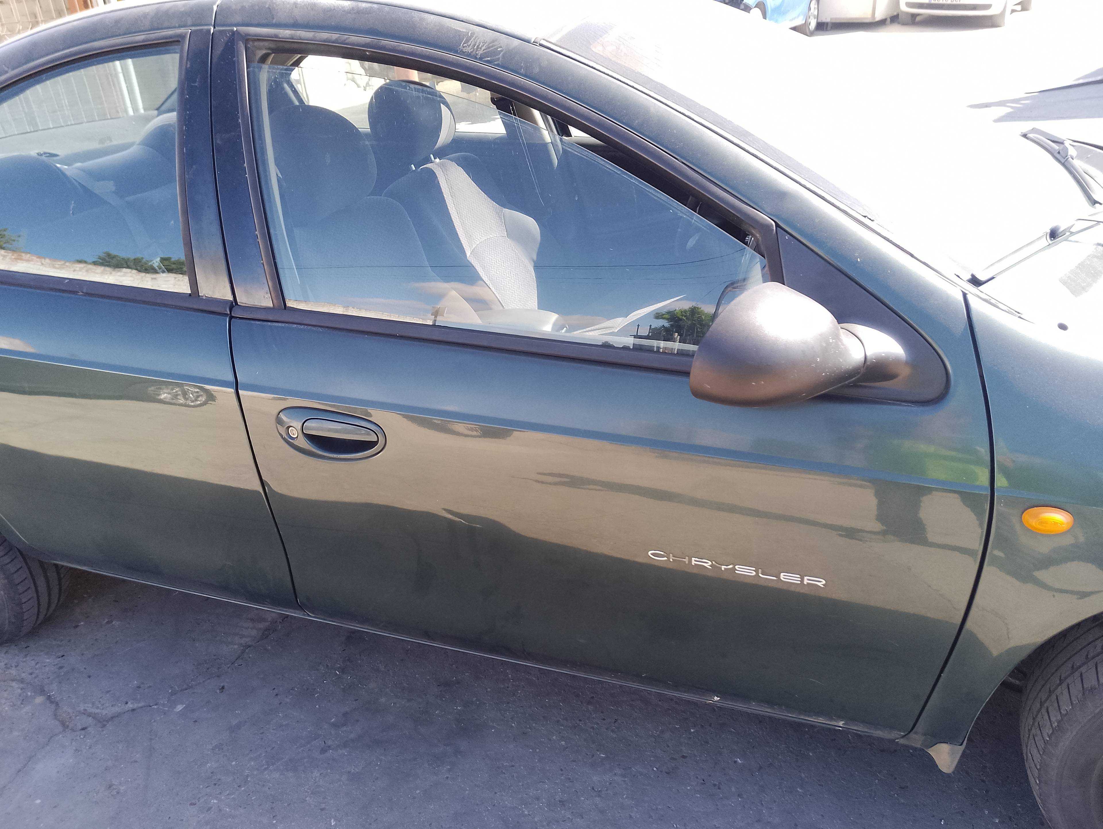 Recambio de puerta delantera derecha para chrysler neon (pl) 1.6 le referencia OEM IAM   