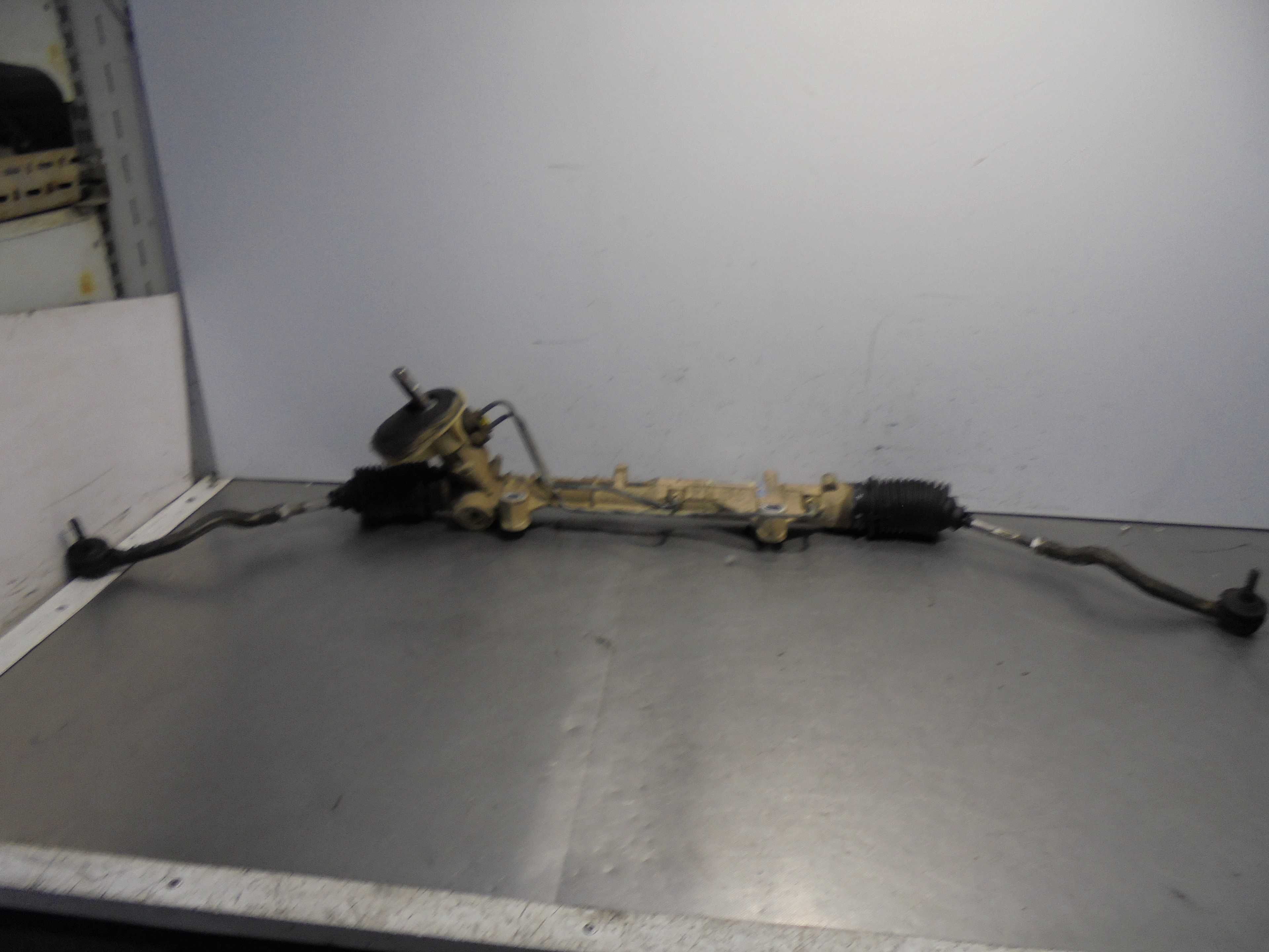 Recambio de cremallera direccion para dacia logan ambiance referencia OEM IAM 8200265236  
