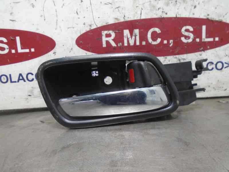 Recambio de maneta interior delantera derecha para honda cr-v comfort 4x2 referencia OEM IAM   