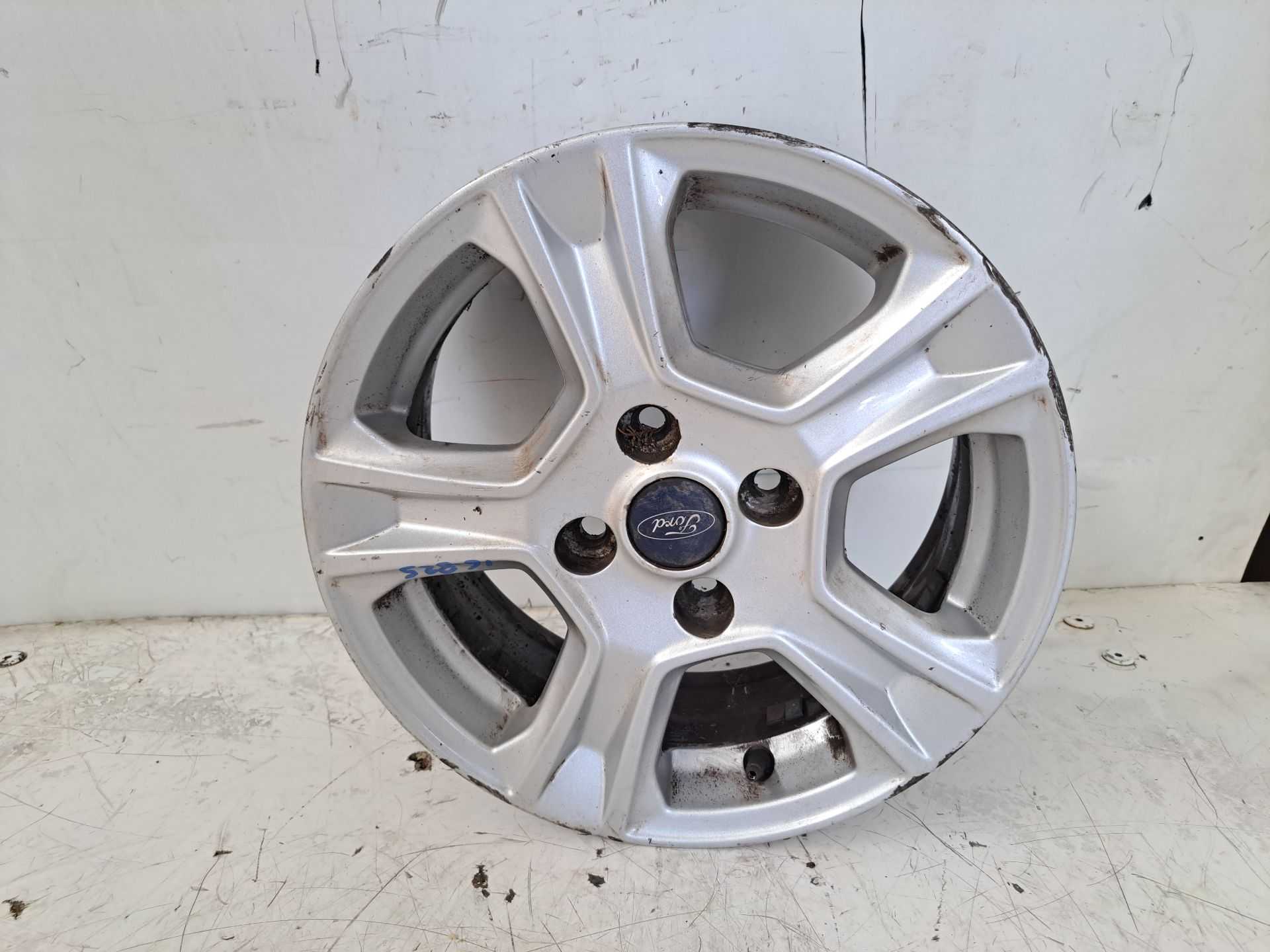 Recambio de llanta para ford tourneo courier (c4a) ambiente referencia OEM IAM r15 et781007aa 