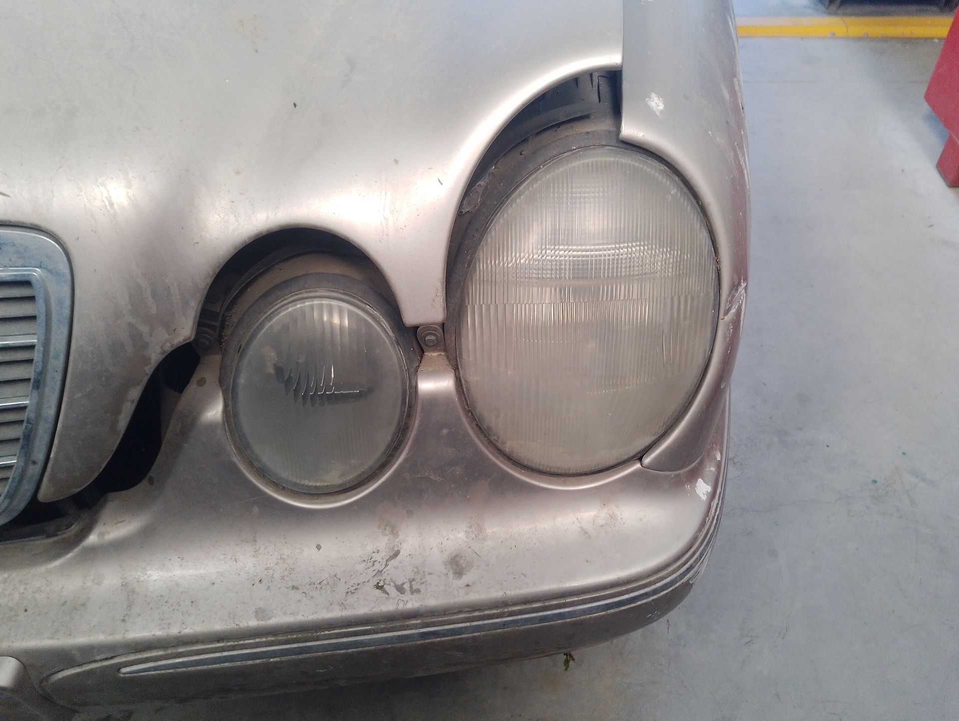 Recambio de faro izquierdo para mercedes-benz clase e (w210) e 240 (210.062) referencia OEM IAM   
