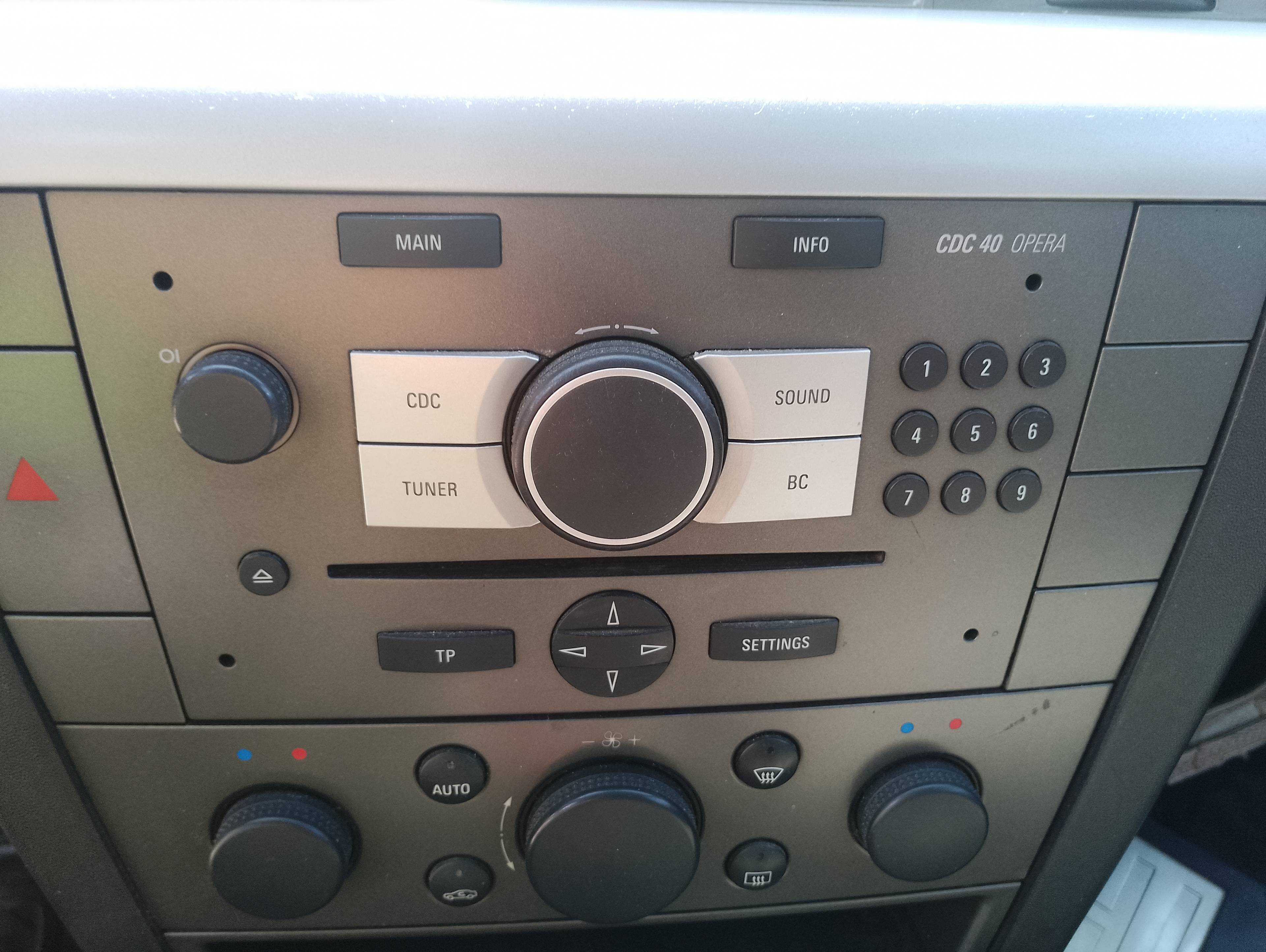 Recambio de sistema audio / radio cd para opel vectra c berlina club referencia OEM IAM   
