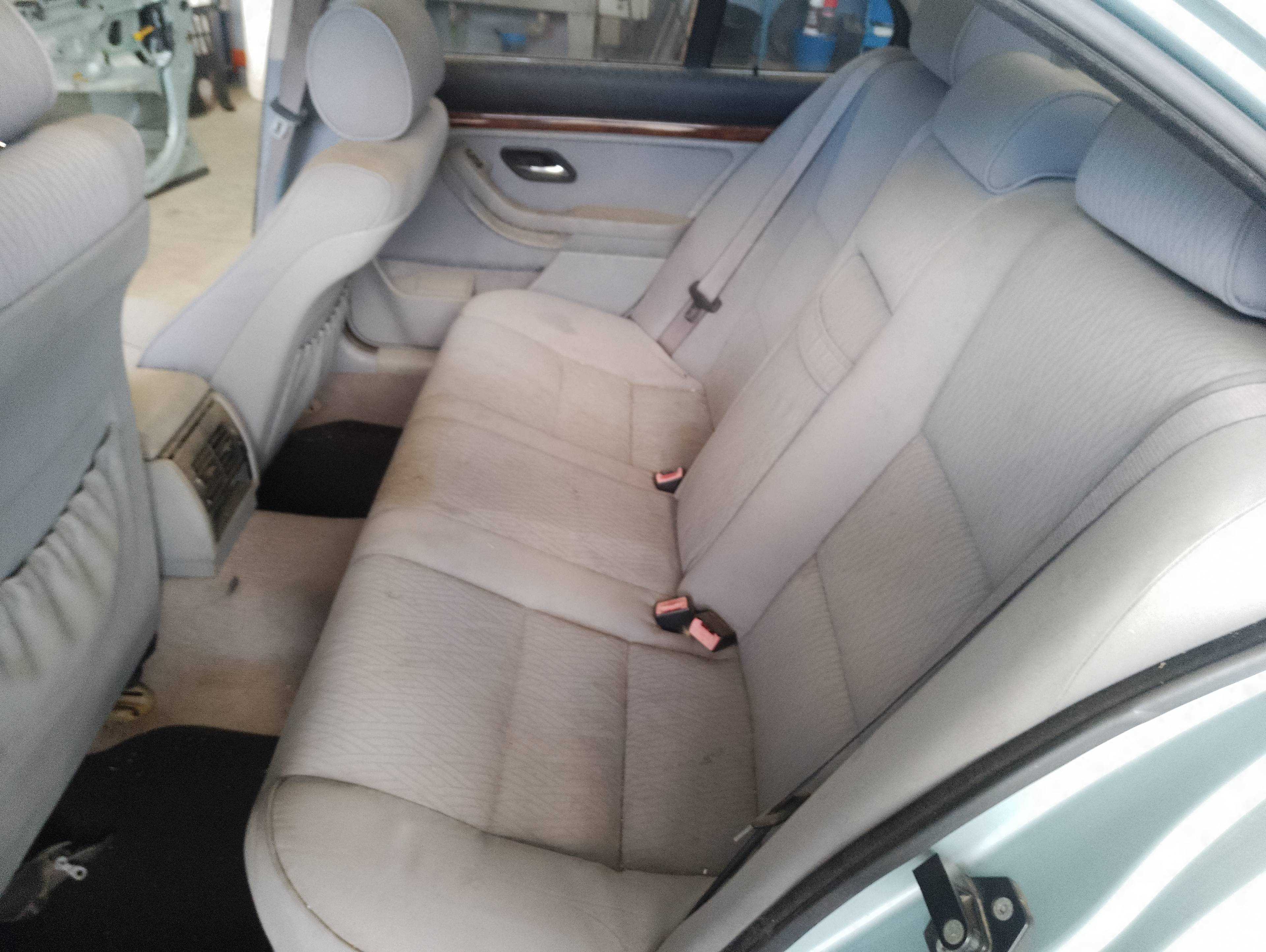 Recambio de asientos traseros para bmw serie 5 berlina (e39) 525d referencia OEM IAM   