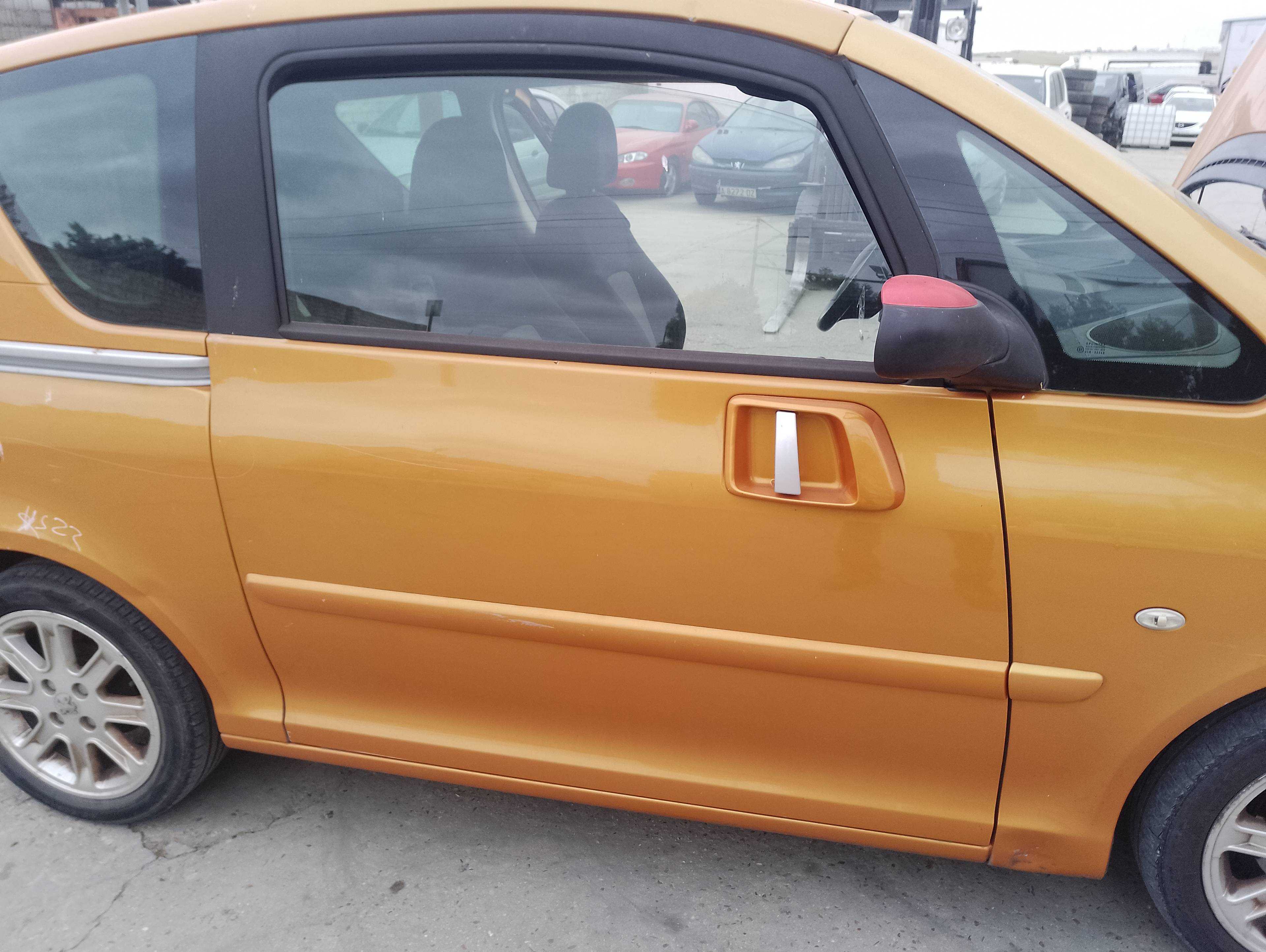 Recambio de puerta delantera derecha para peugeot 1007 dolce referencia OEM IAM   