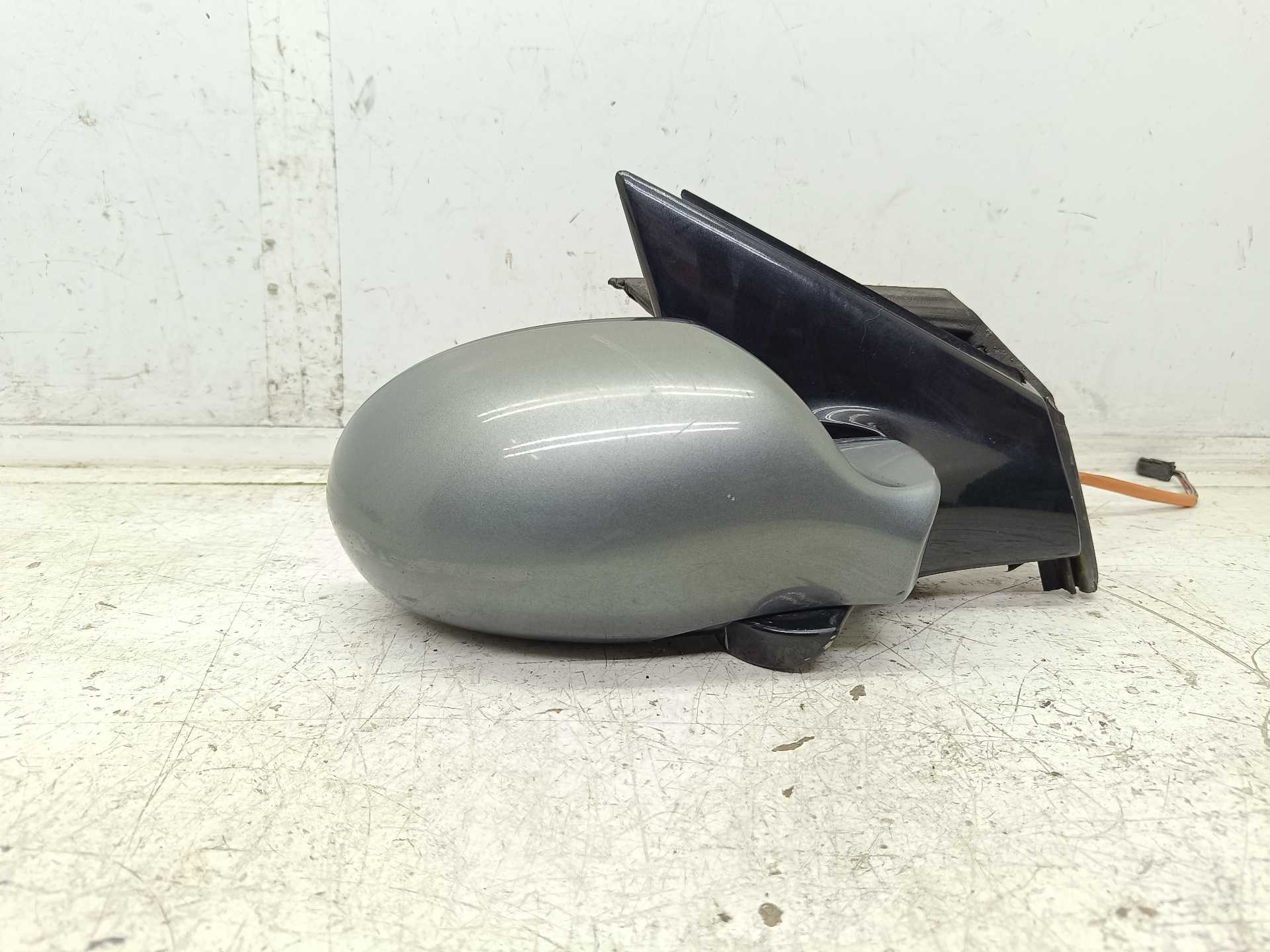 Recambio de retrovisor derecho para citroën c5 berlina 2.0 hdi sx referencia OEM IAM E20104014  