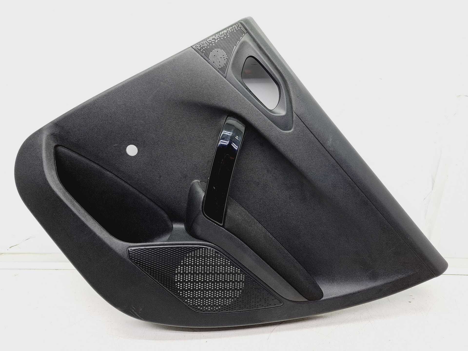 Recambio de guarnecido puerta trasera derecha para peugeot 208 1.2 12v e-vti referencia OEM IAM 491100112853LVM  