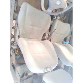 ASIENTO DELANTERO IZQUIERDO 