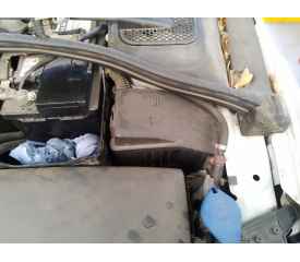 CAJA RELES / FUSIBLES 31384931AB 98HL143720040XAA 