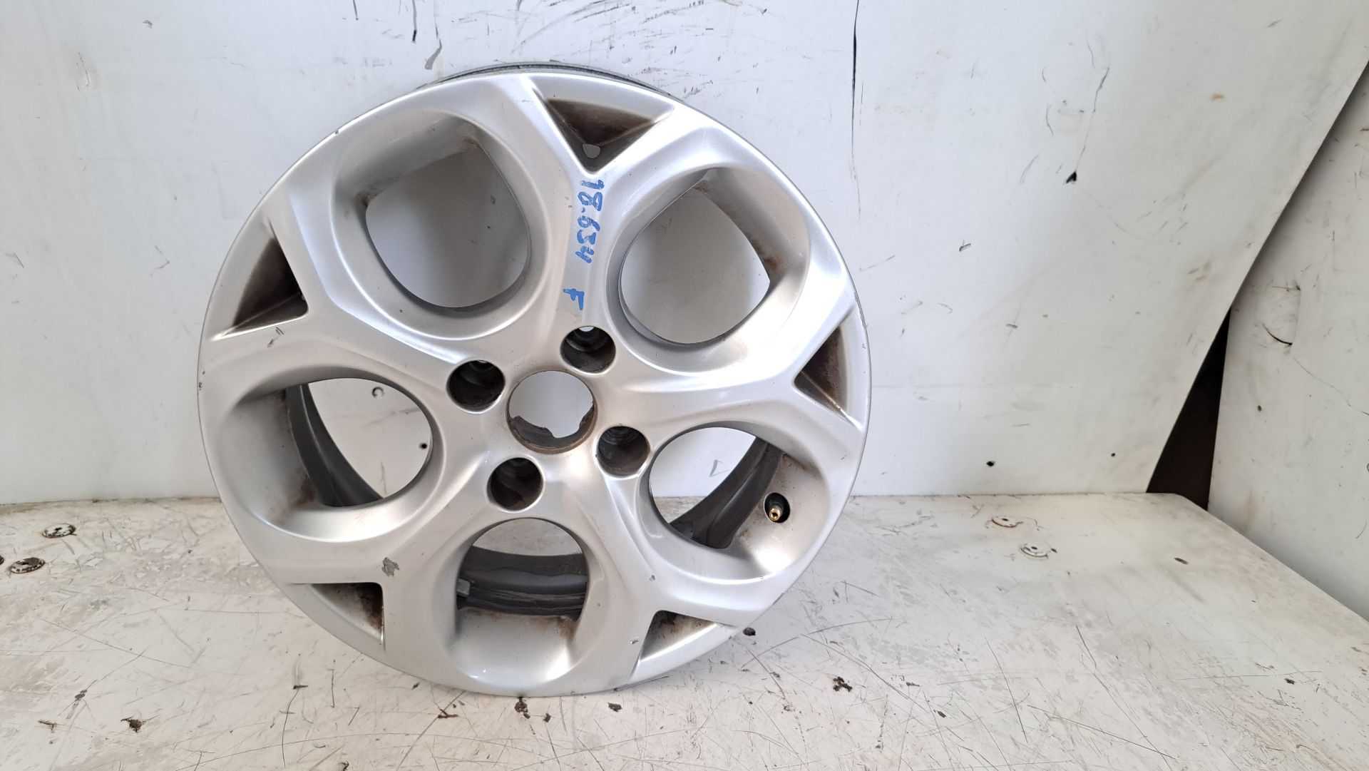 Recambio de llanta para citroën c3 selection referencia OEM IAM r16 9687753077 