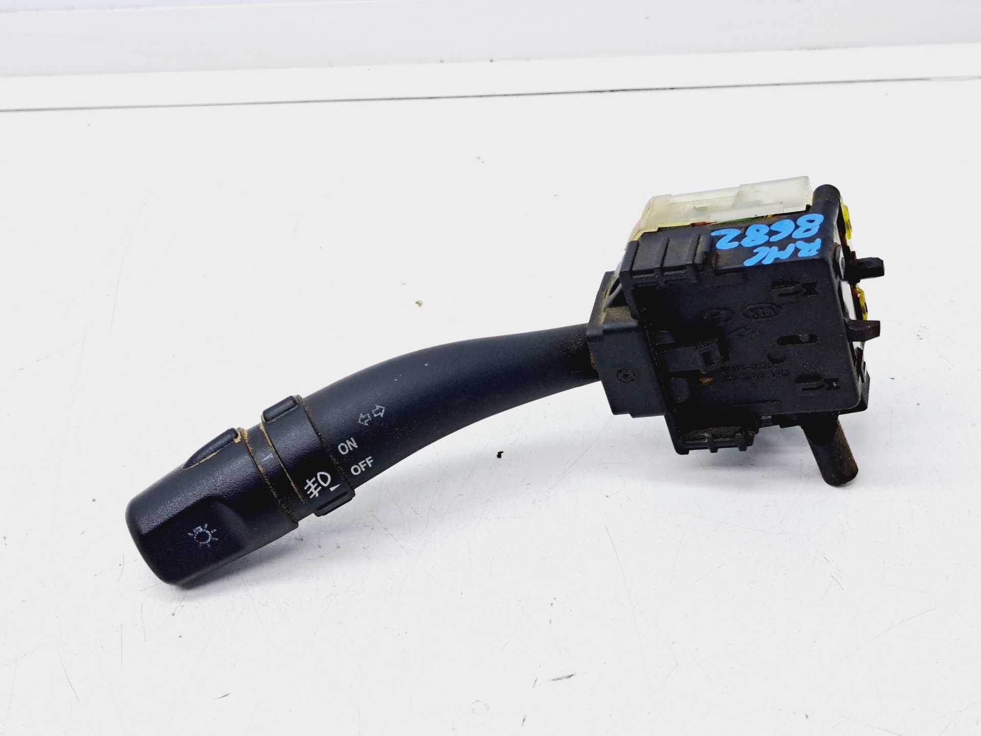 Recambio de mando luces para kia carnival 2.9 crdi vgt active referencia OEM IAM 934104D200  