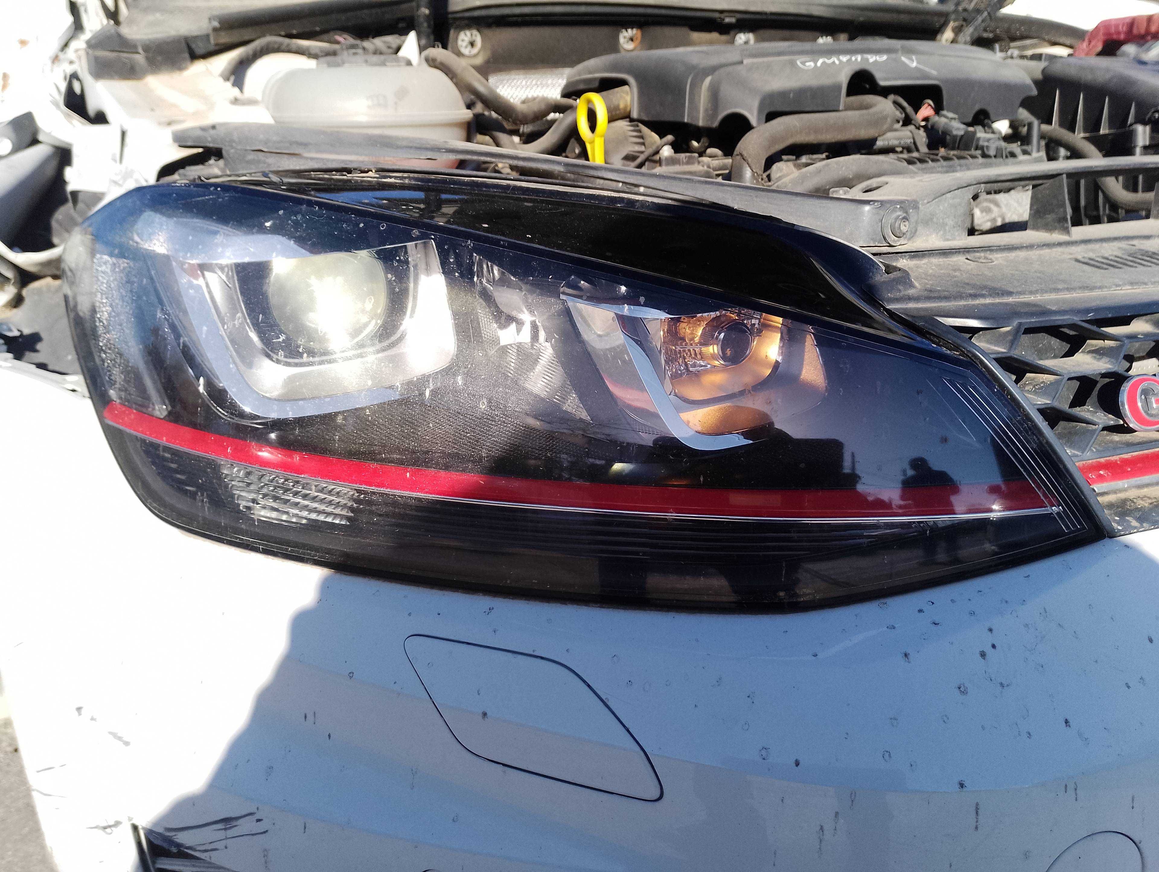 Recambio de faro derecho para volkswagen golf vii lim. 2.0 tsi referencia OEM IAM   