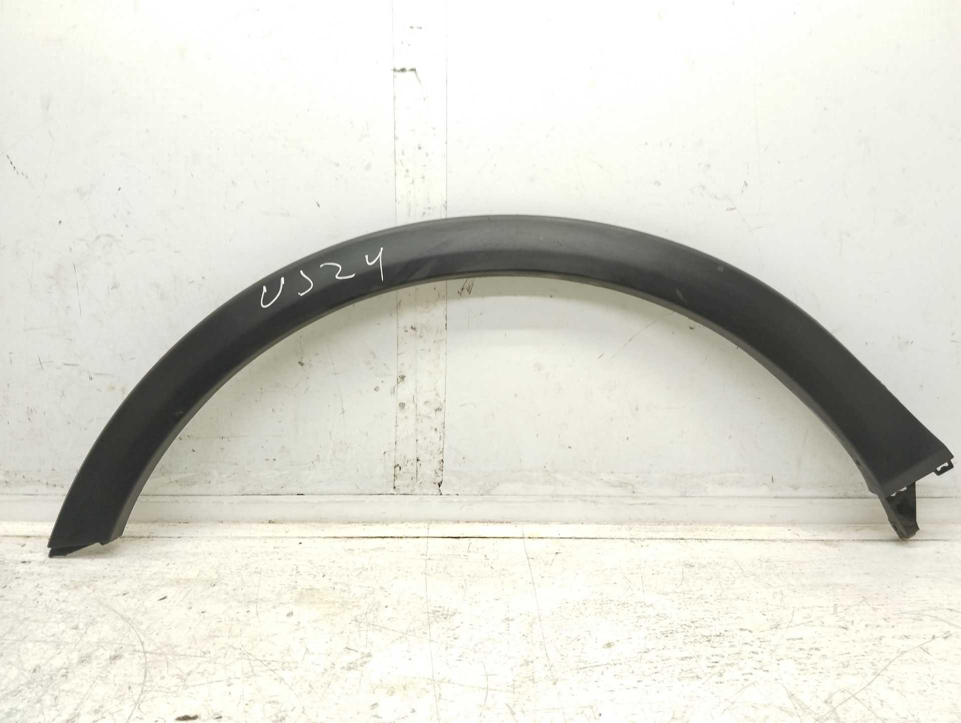 Recambio de aletin delantero izquierdo para kia xceed drive referencia OEM IAM 87711J7CA0  